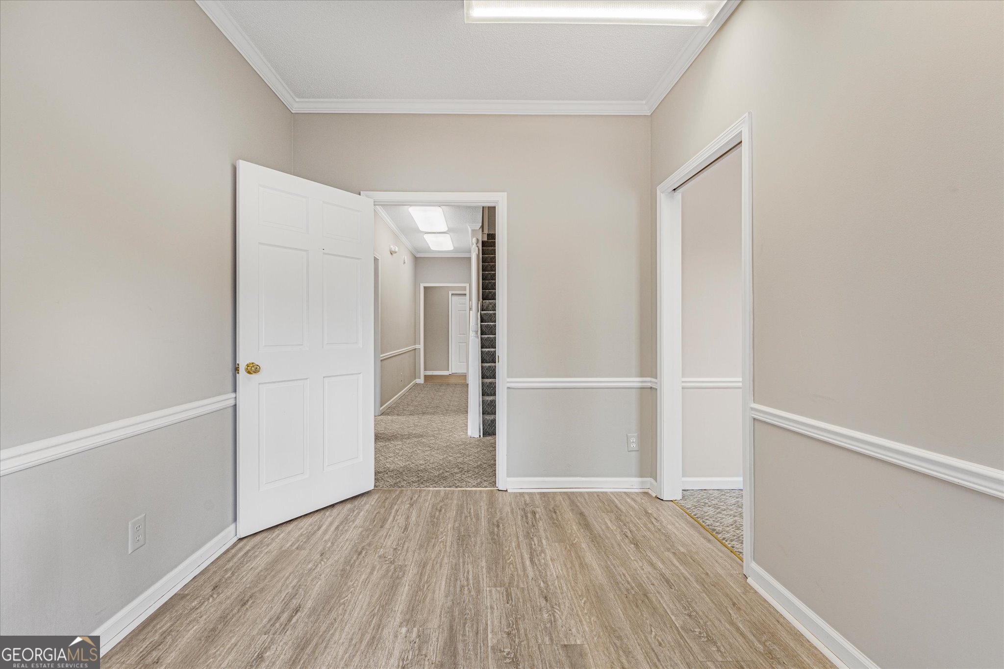 90 Whitlock Place Property Photo 6