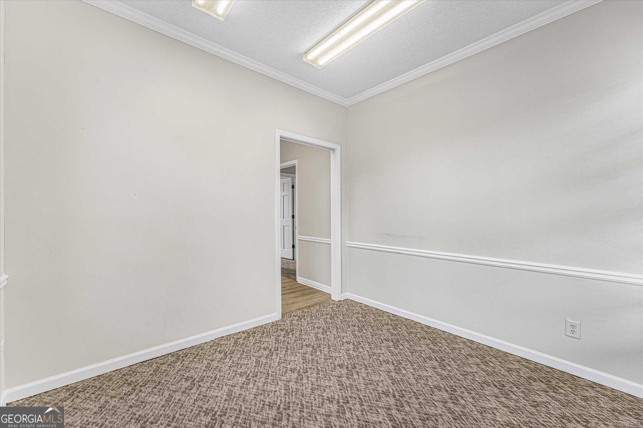 90 Whitlock Place Property Photo 9