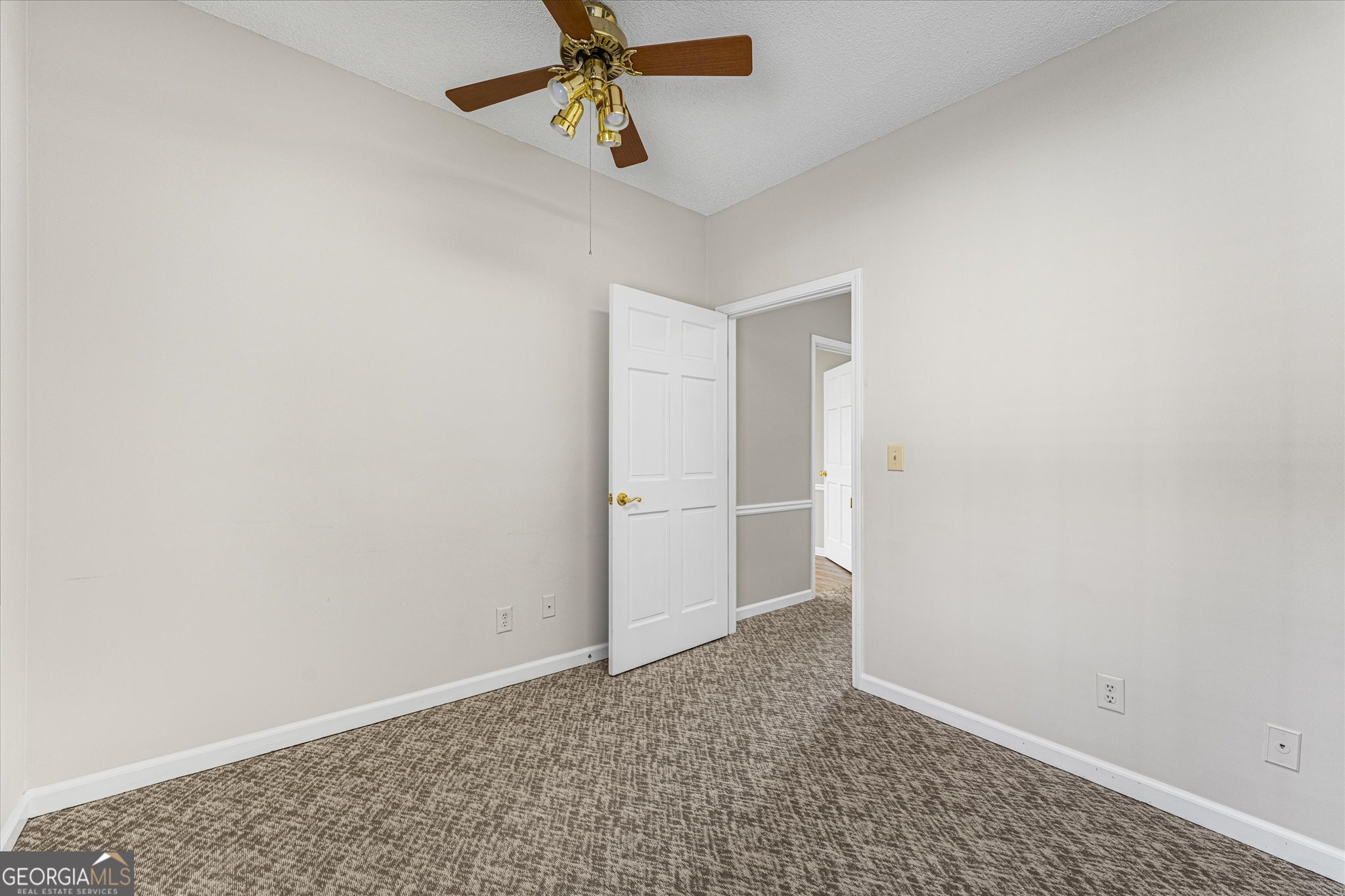 90 Whitlock Place Property Photo 11
