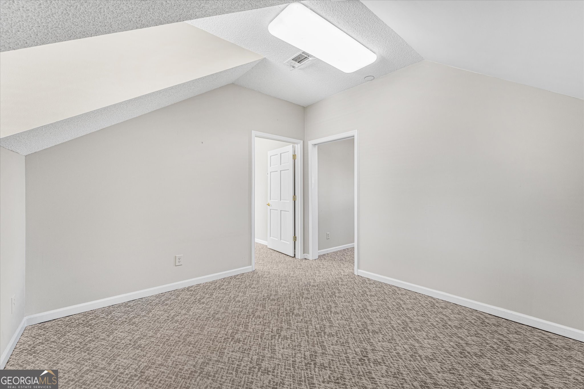 90 Whitlock Place Property Photo 27