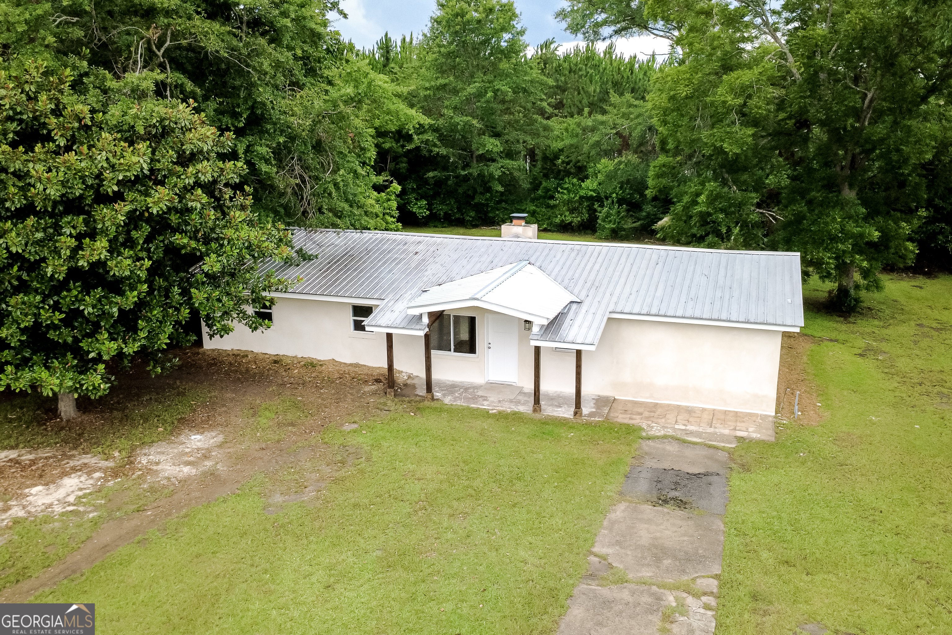 2057 Proctor Street Property Photo 4