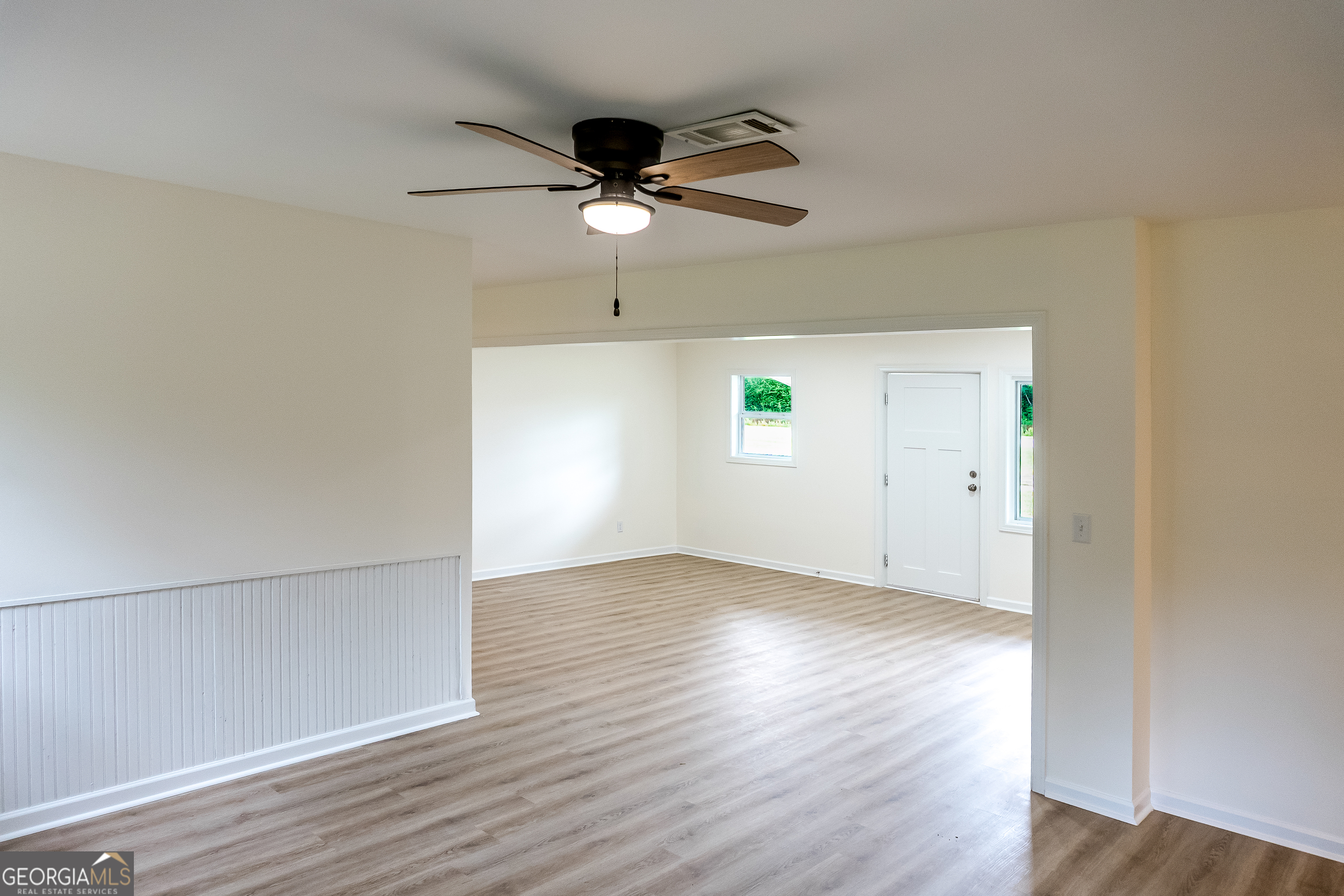 2057 Proctor Street Property Photo 7