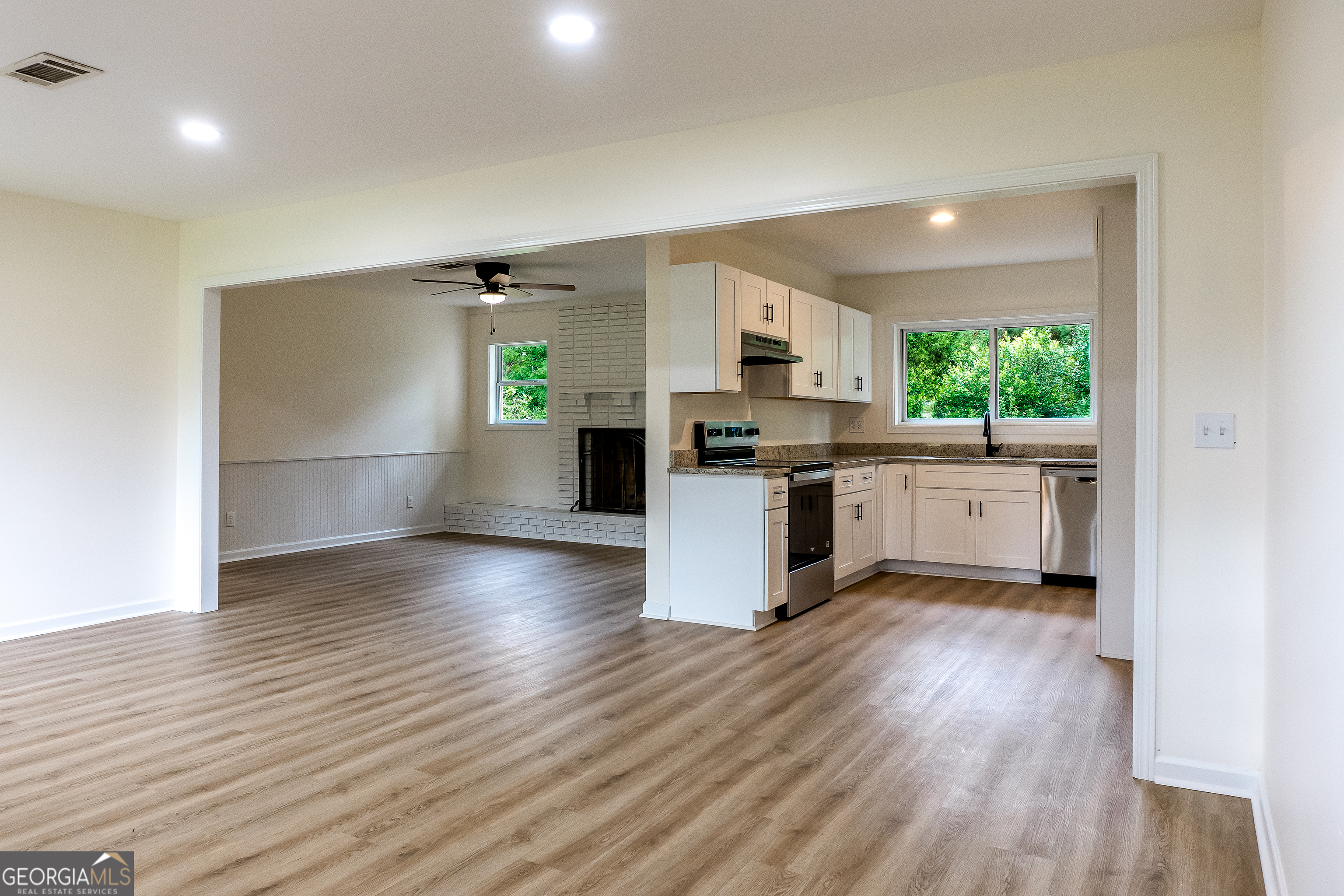 2057 Proctor Street Property Photo 12