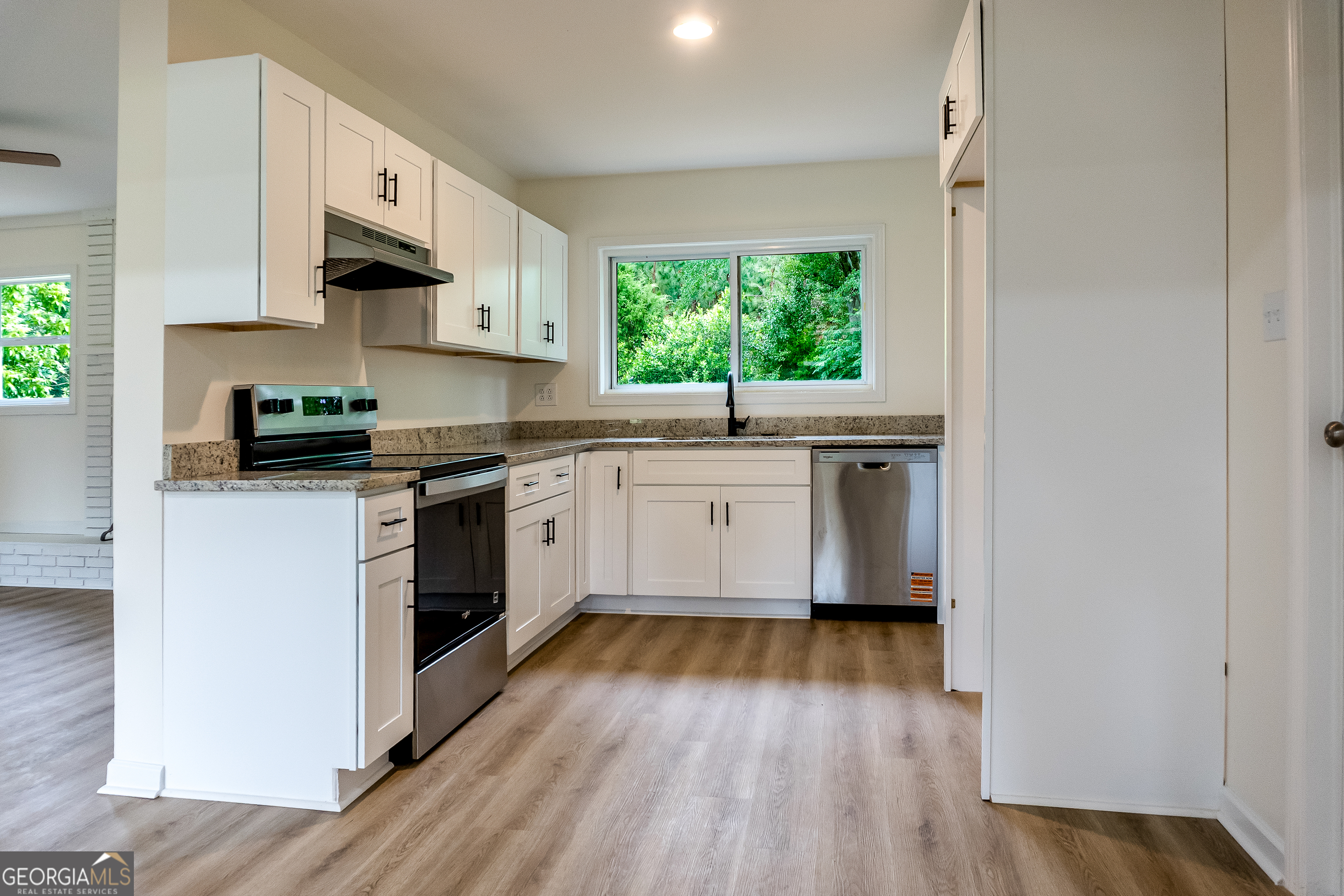 2057 Proctor Street Property Photo 14