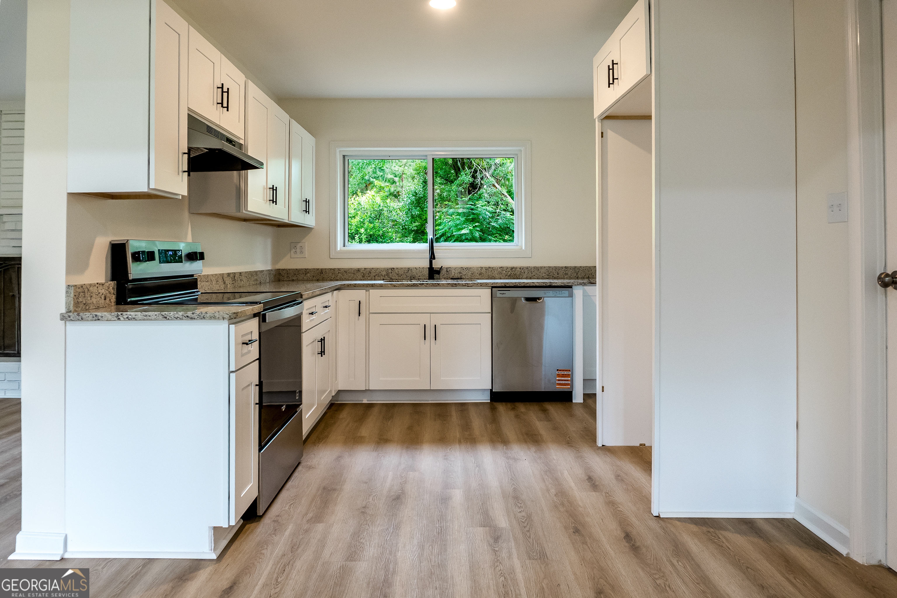 2057 Proctor Street Property Photo 15