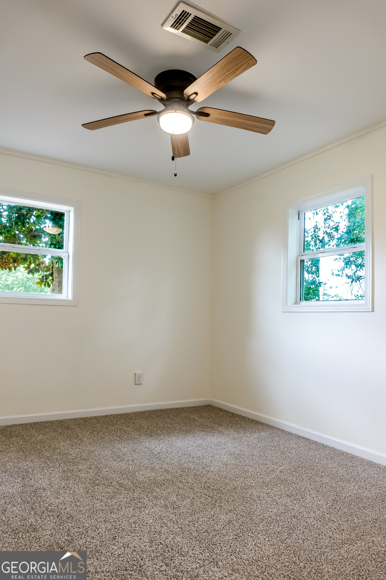 2057 Proctor Street Property Photo 37