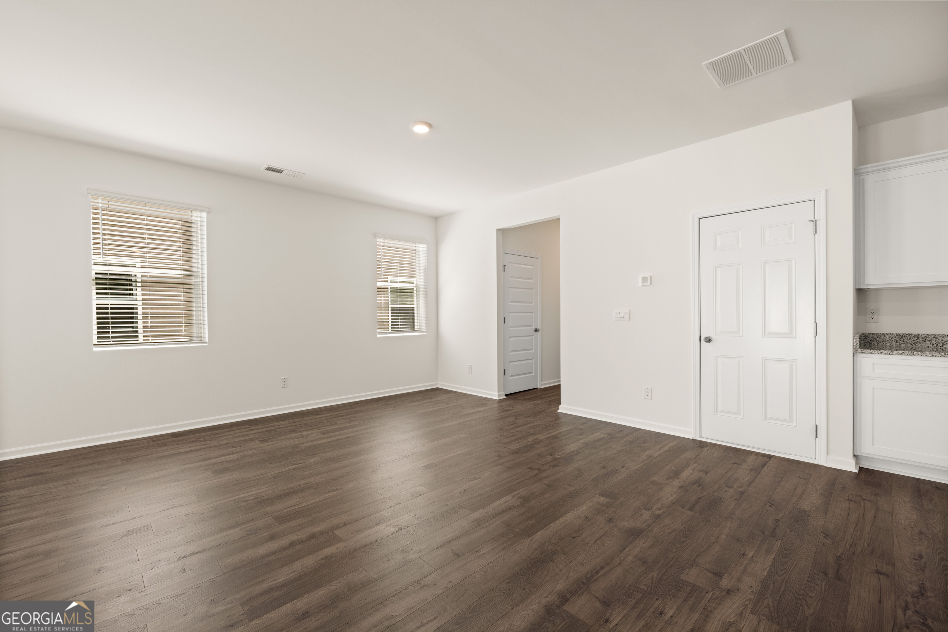11989 Aukerman Way Property Photo 8