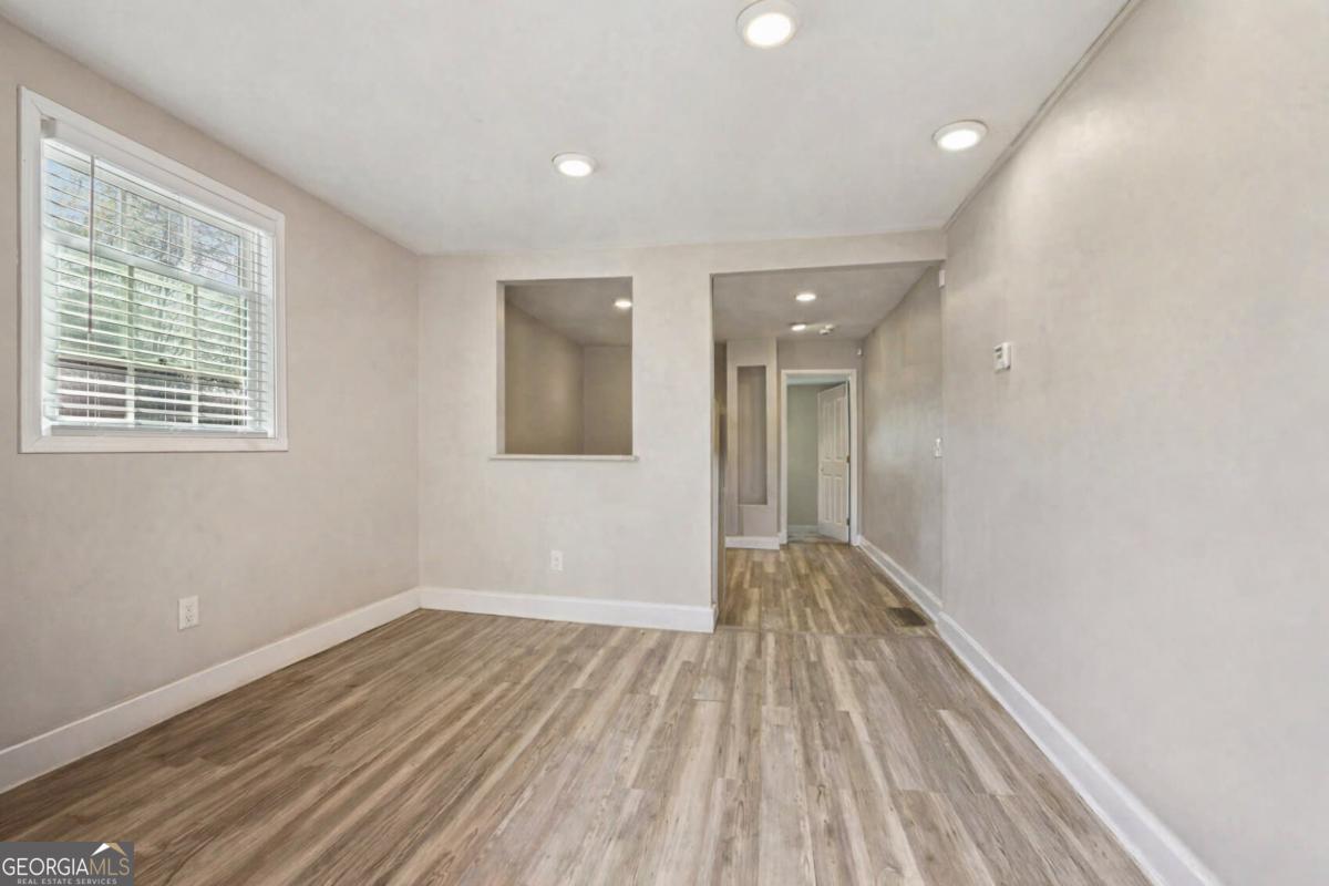 2065 Morehouse Drive Property Photo 5