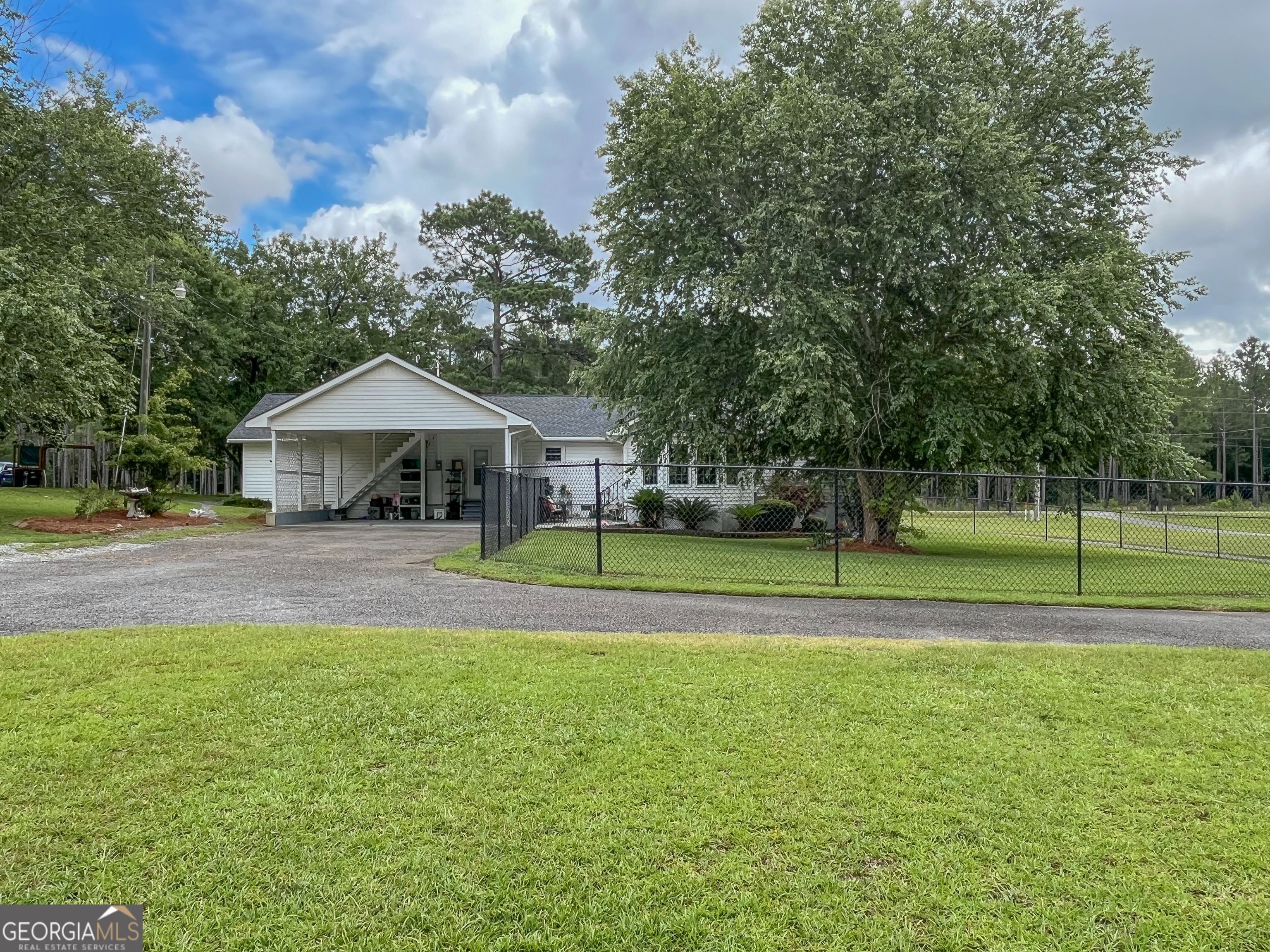 431 Strickland Road Property Photo 30