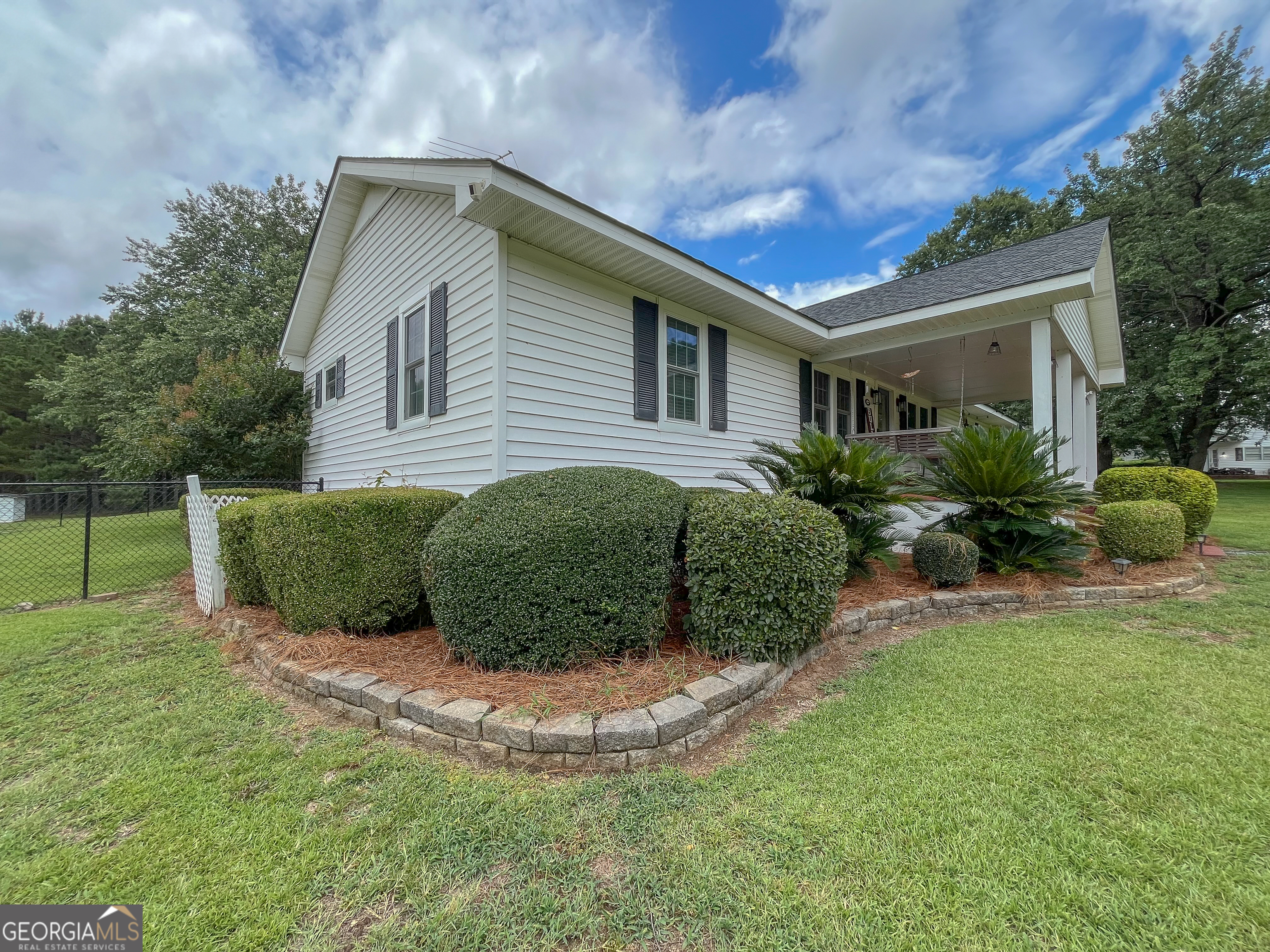 431 Strickland Road Property Photo 32
