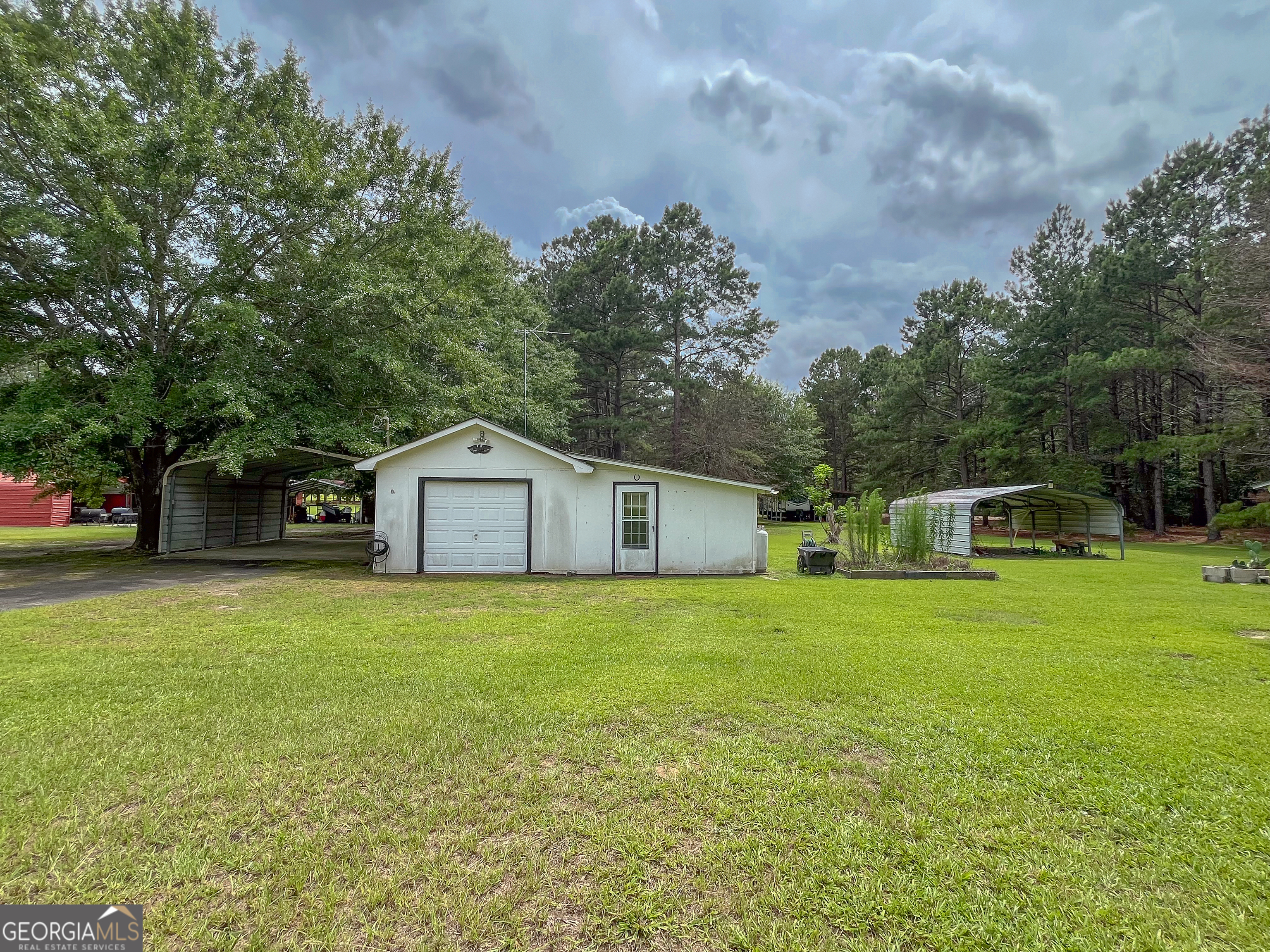 431 Strickland Road Property Photo 36