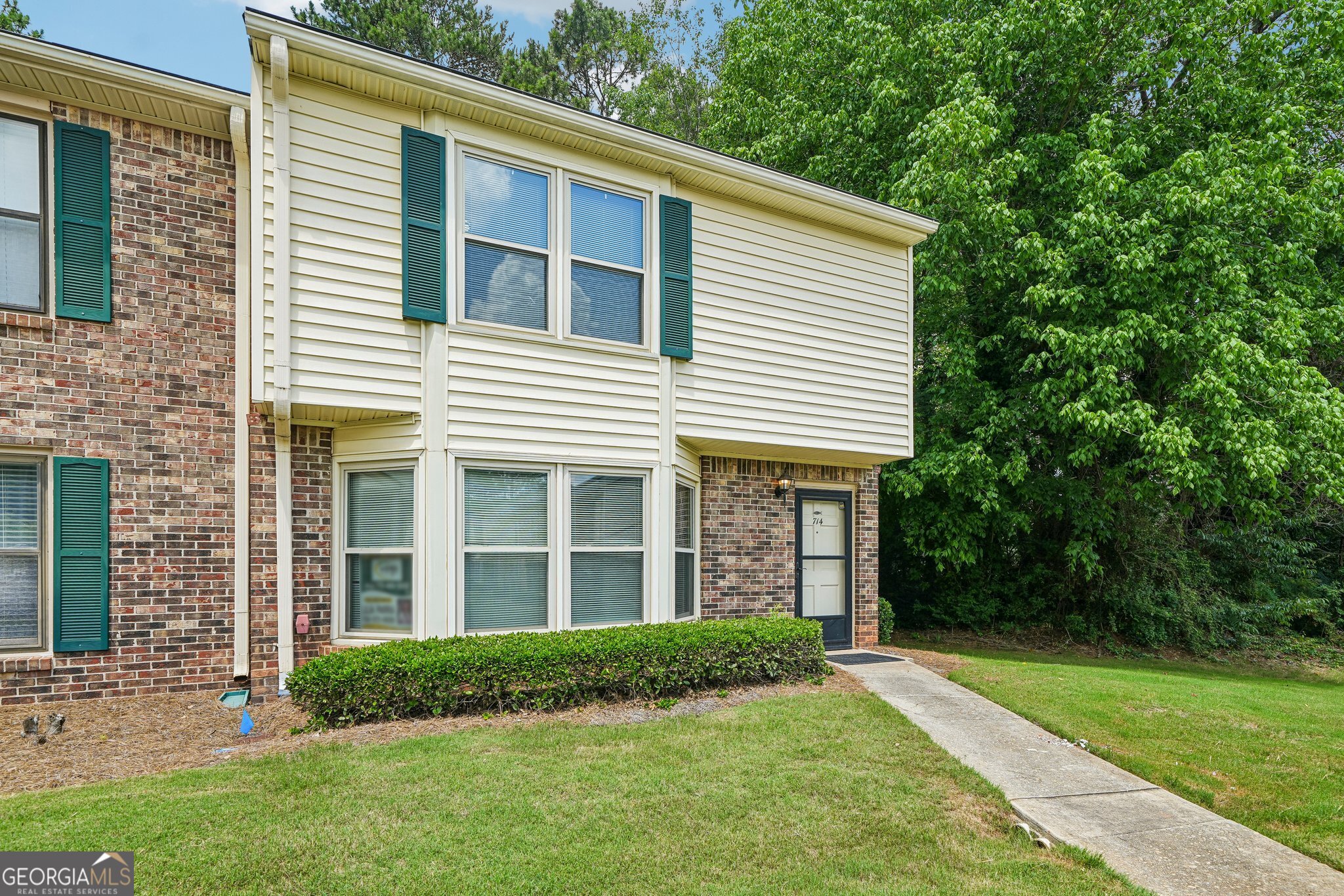 714 Longleaf Drive Property Photo 3