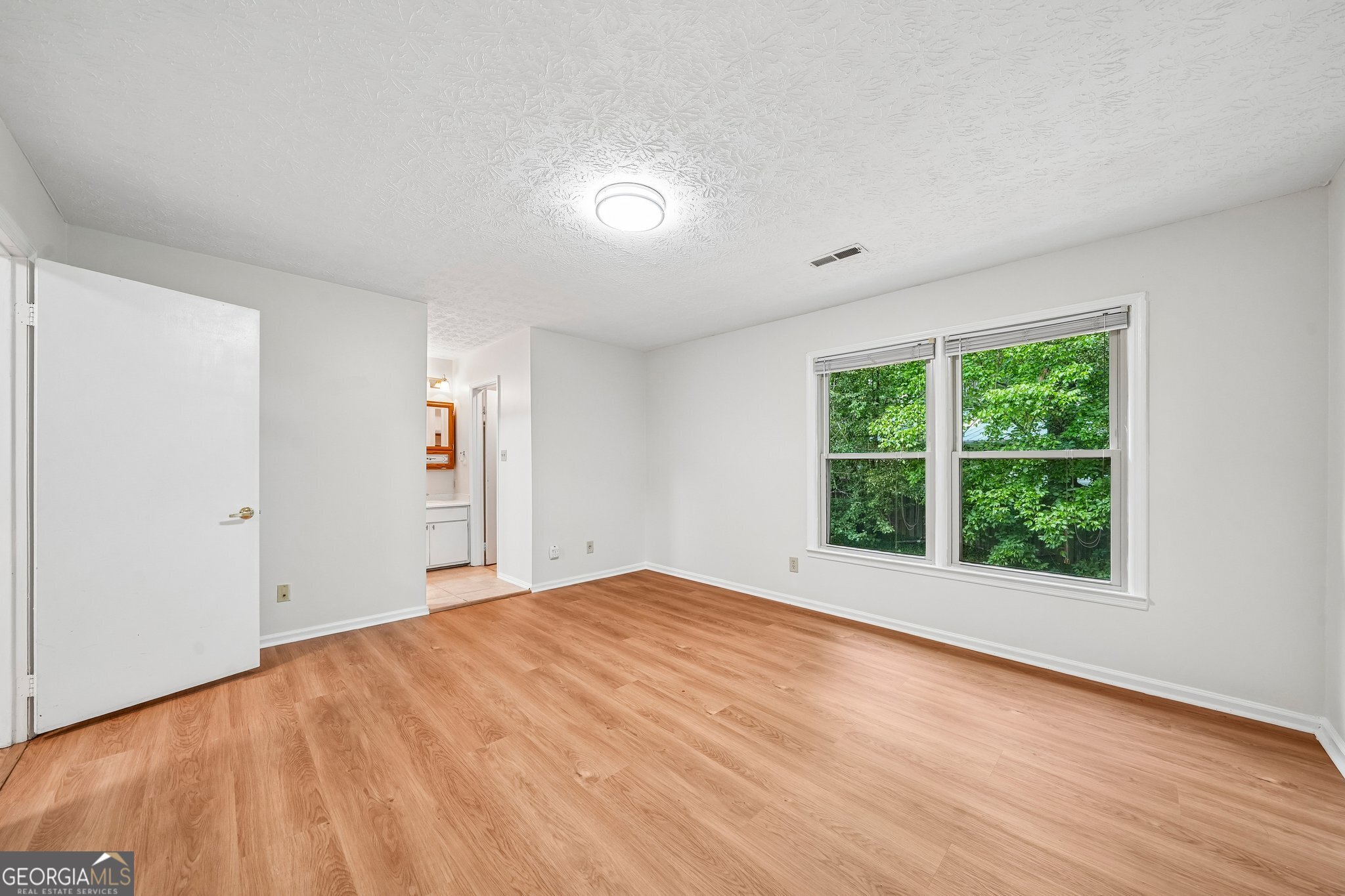 714 Longleaf Drive Property Photo 11