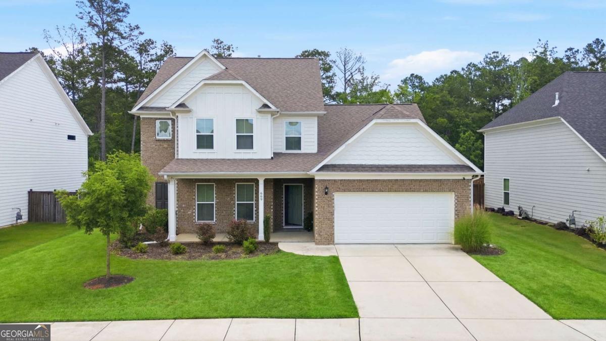 669 Fairway Drive Property Photo 1