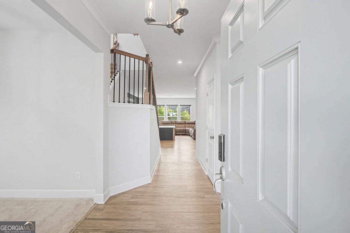 669 Fairway Drive Property Photo 10