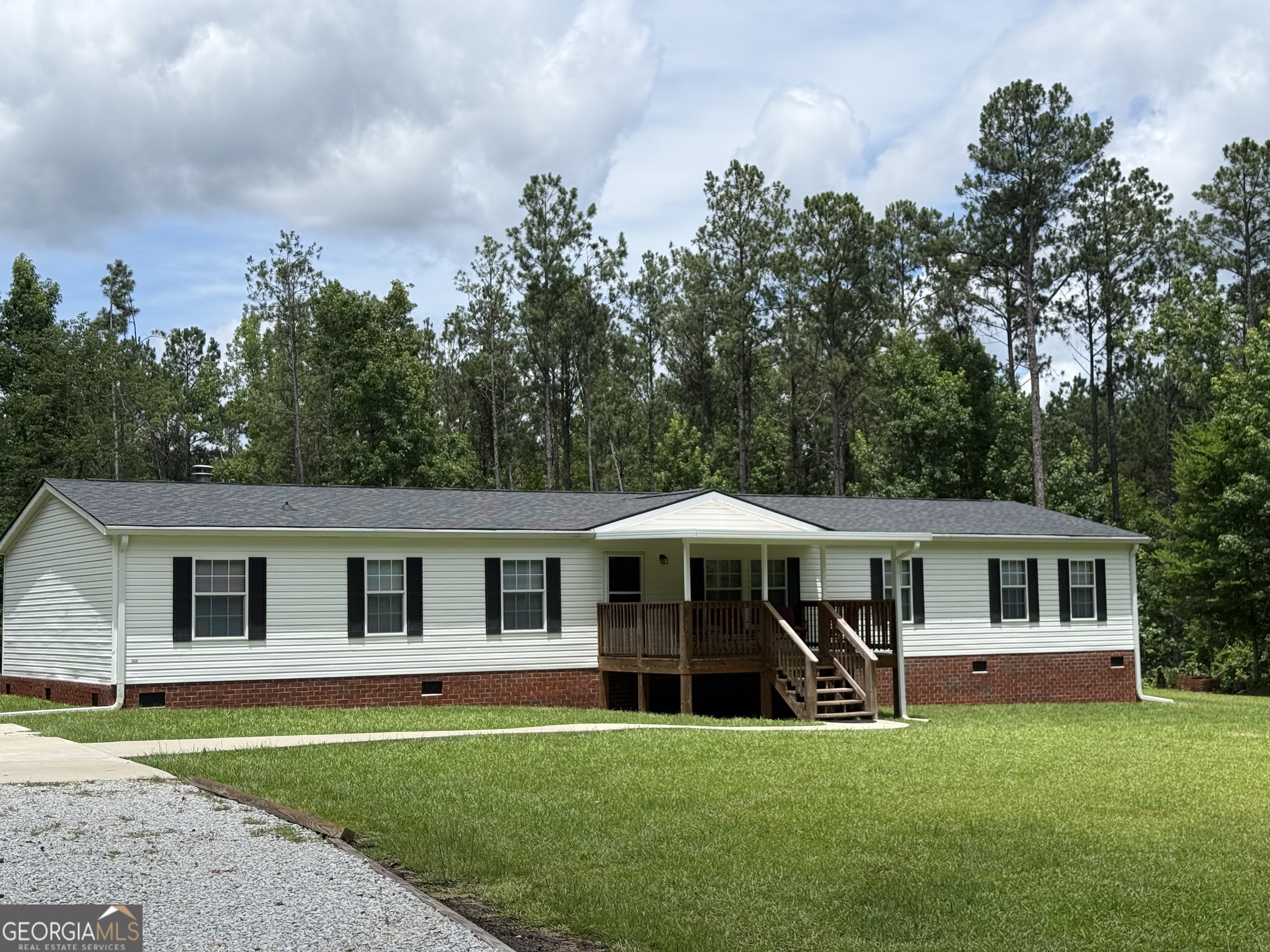 3879 E White Oak Road Property Photo 1