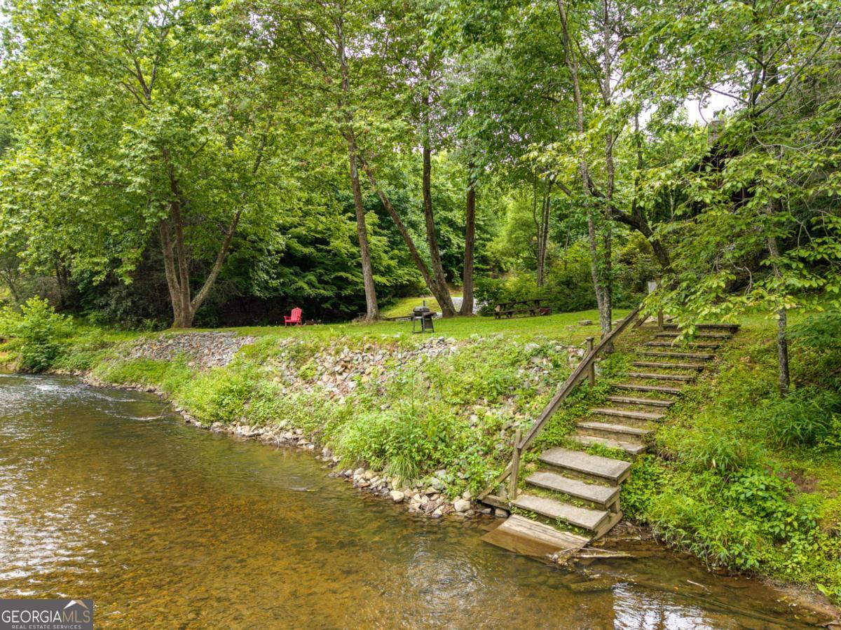 76 River Forest Place # D Property Photo 3