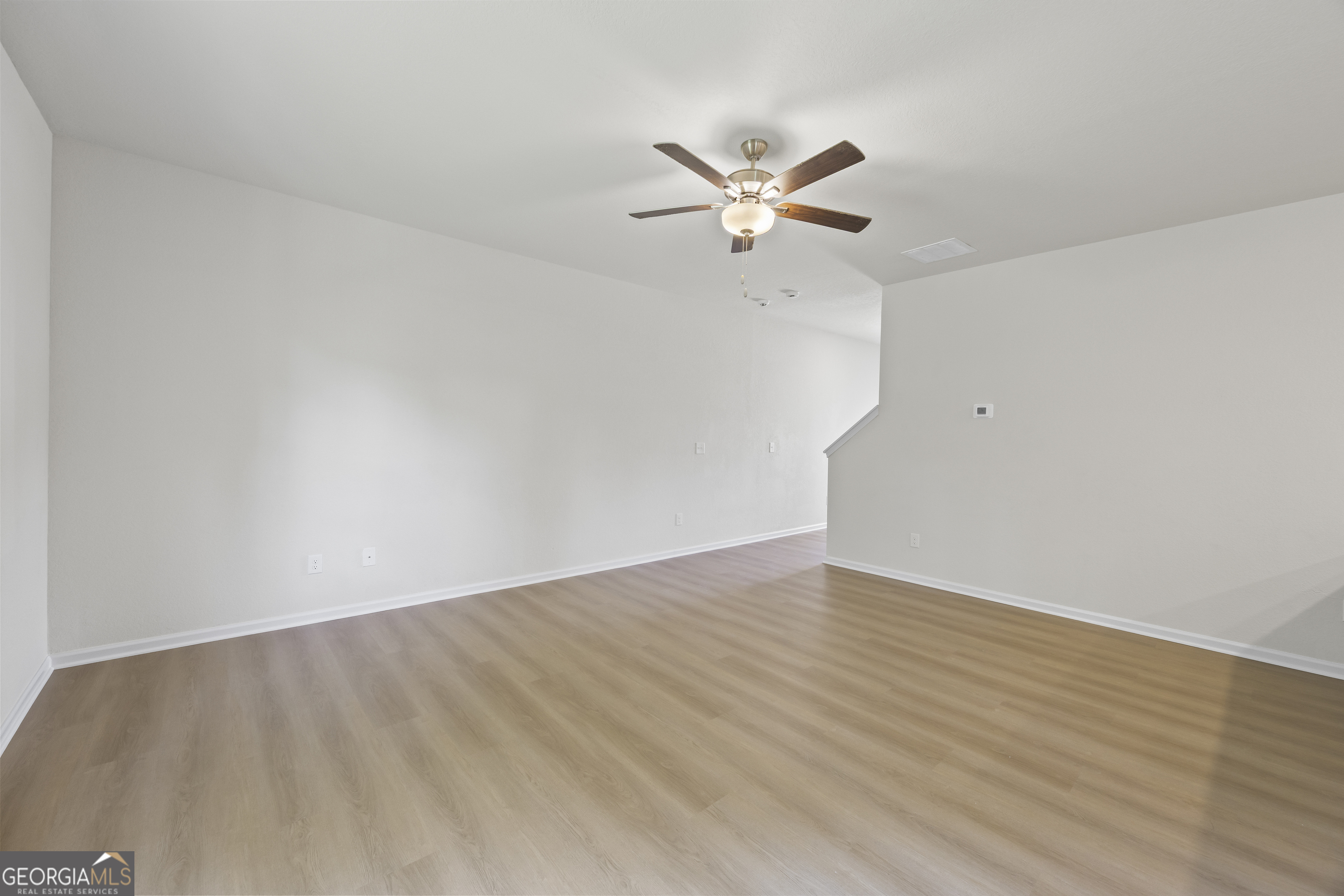 558 Meadows Farm Drive Property Photo 12