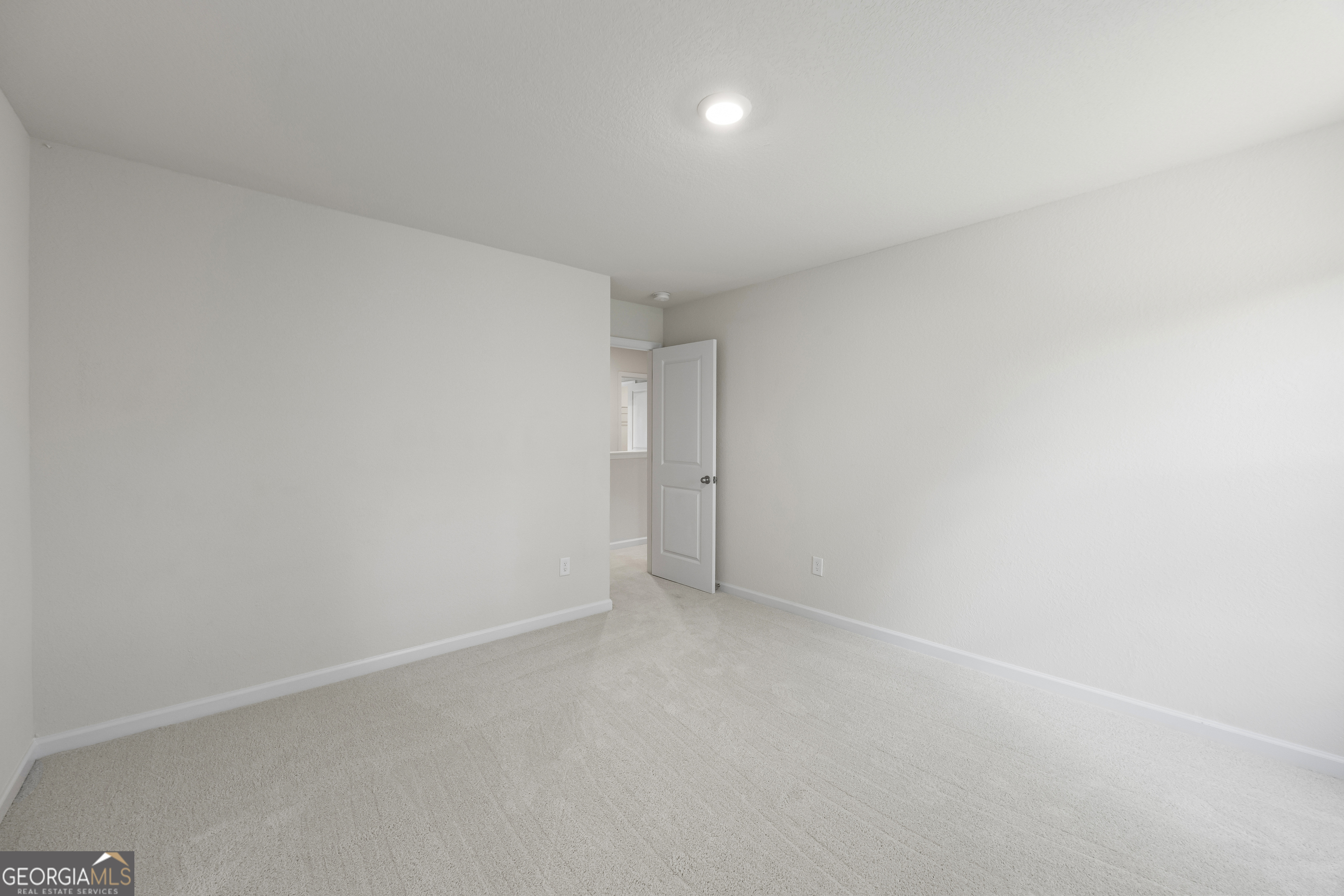 558 Meadows Farm Drive Property Photo 24