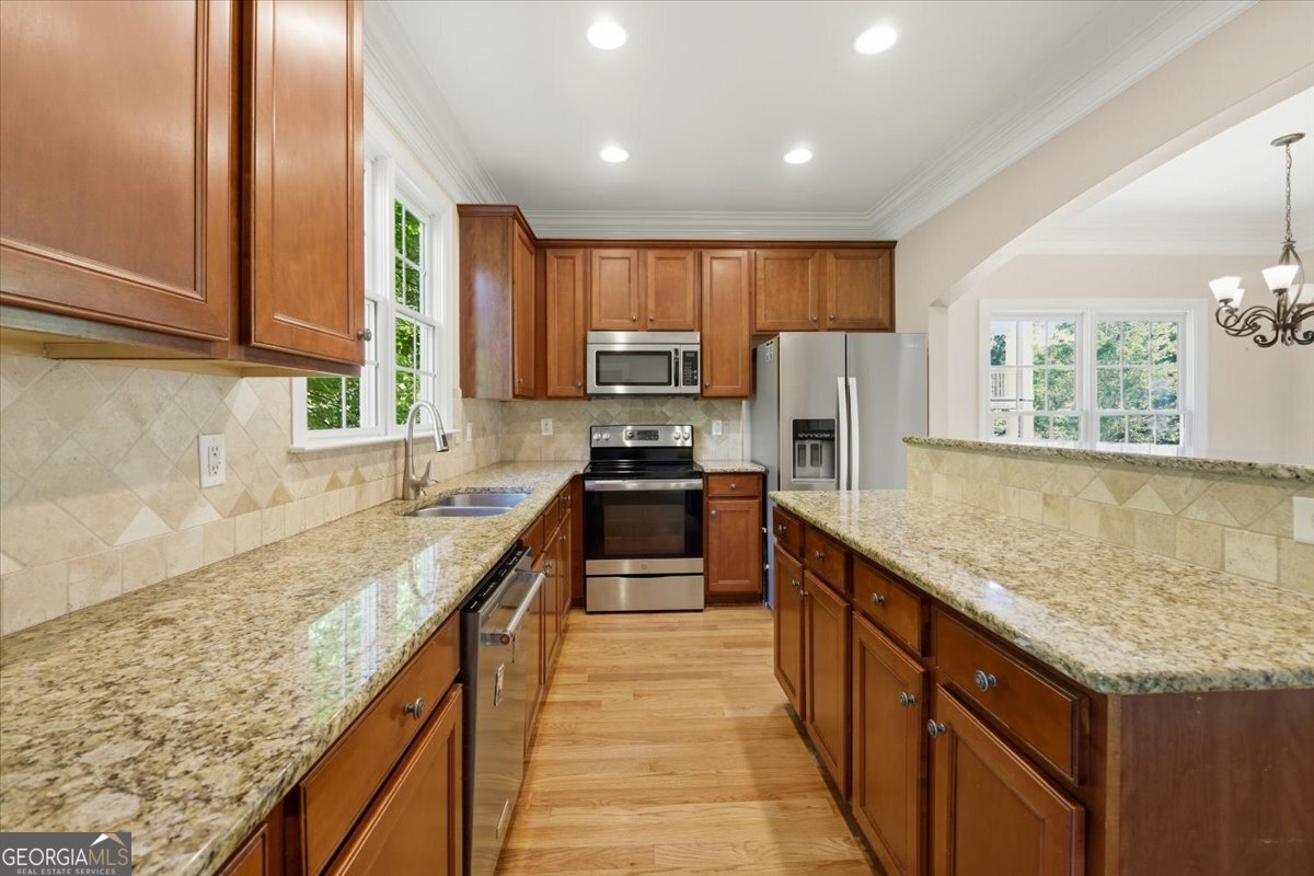 728 Markhams Drive Property Photo 10