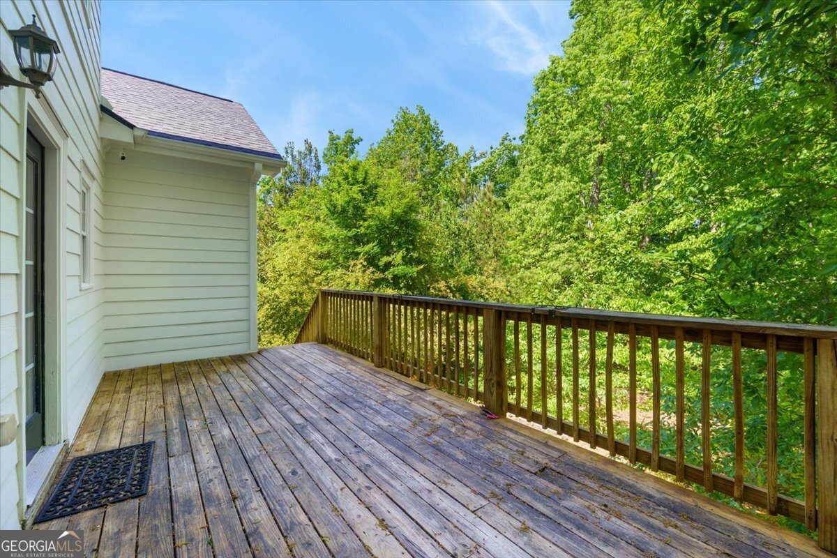 728 Markhams Drive Property Photo 13