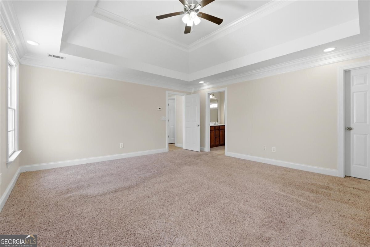 728 Markhams Drive Property Photo 23