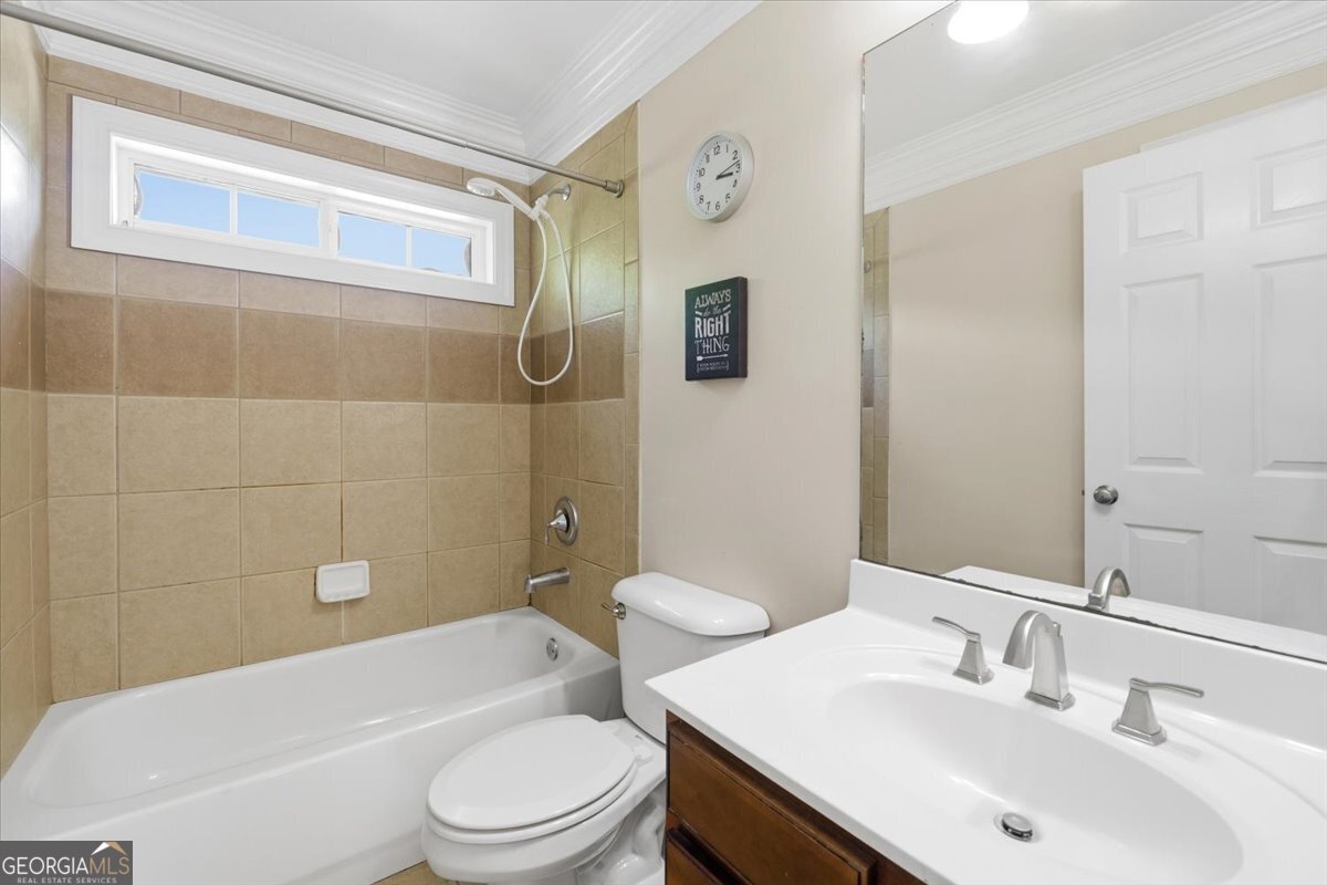 728 Markhams Drive Property Photo 29