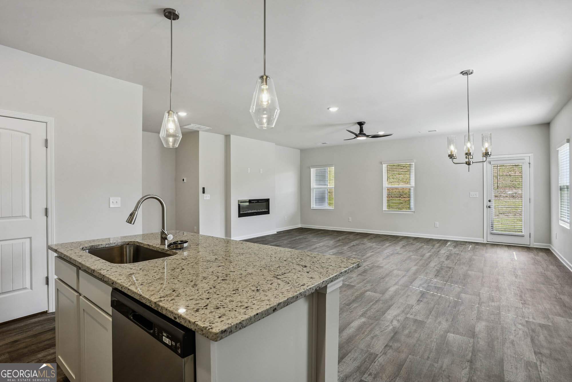 476 Orwell Drive Property Photo 14