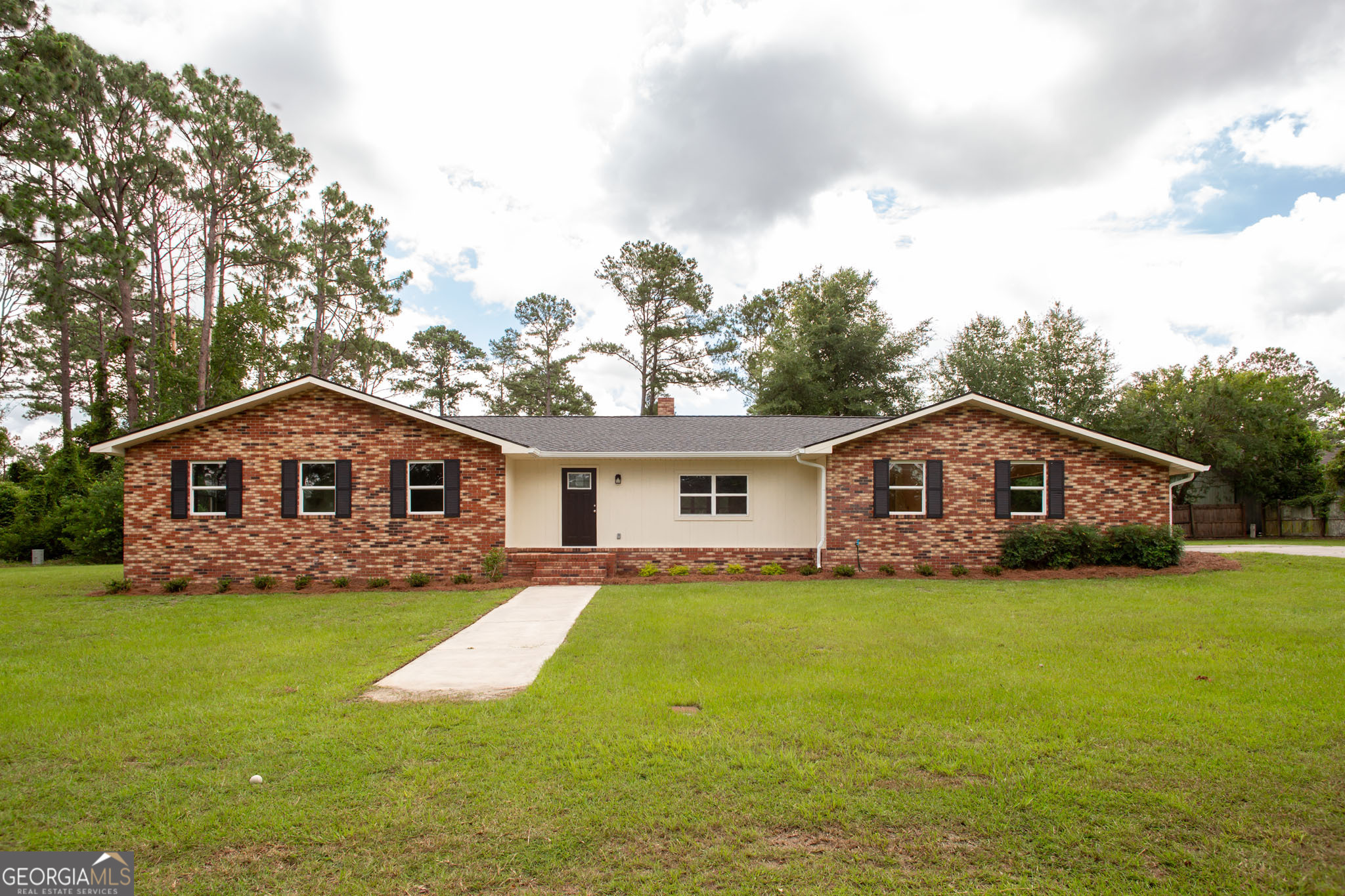 2608 Winchester Road Property Photo 1
