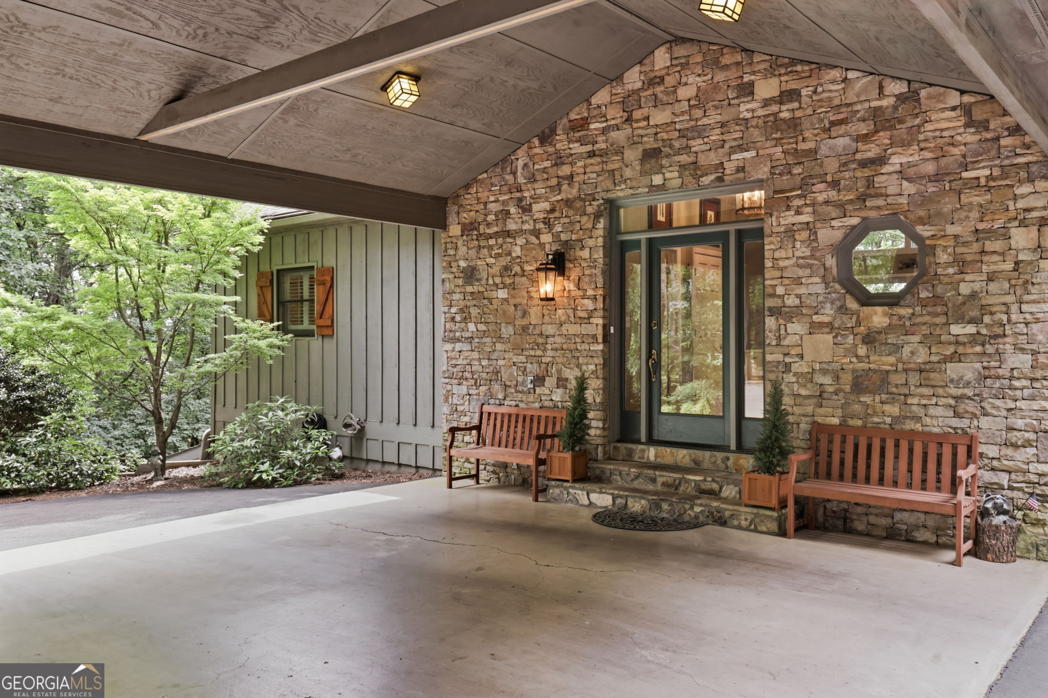 52 Swallow Point Property Photo 11