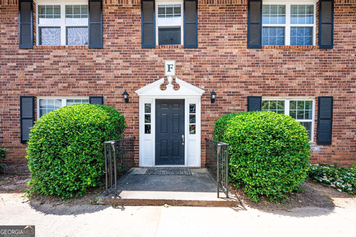 3665 Chestnut Drive # F2 Property Photo 5
