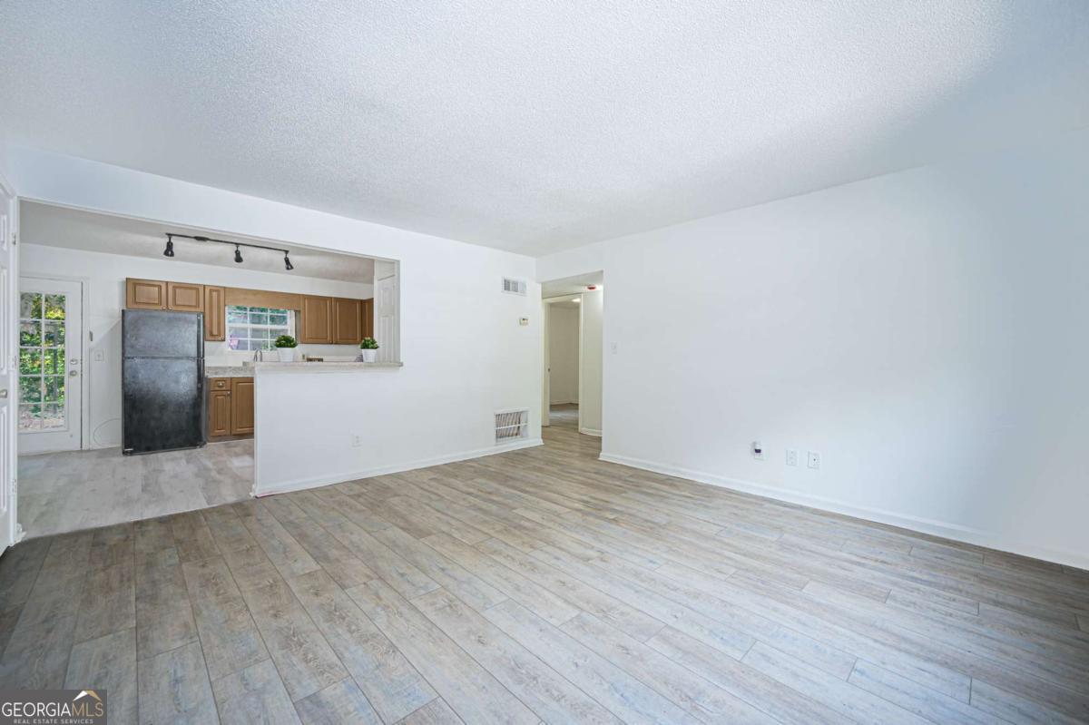3665 Chestnut Drive # F2 Property Photo 7