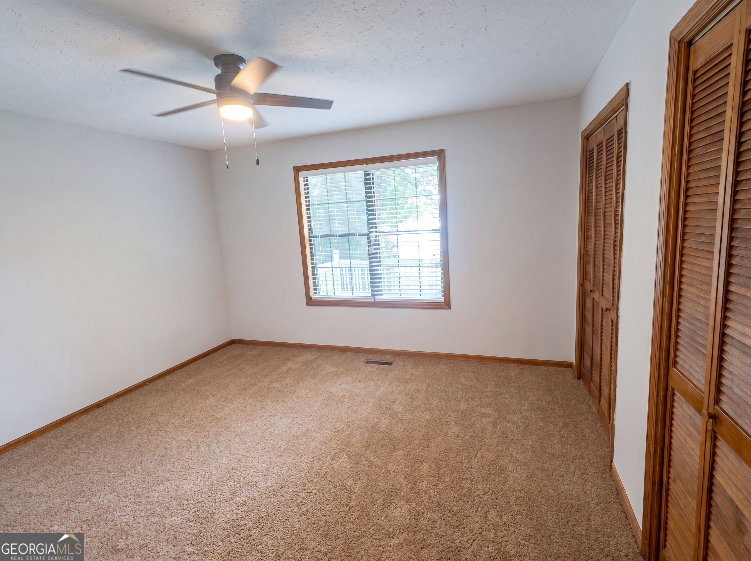 120 Bay Court Property Photo 7