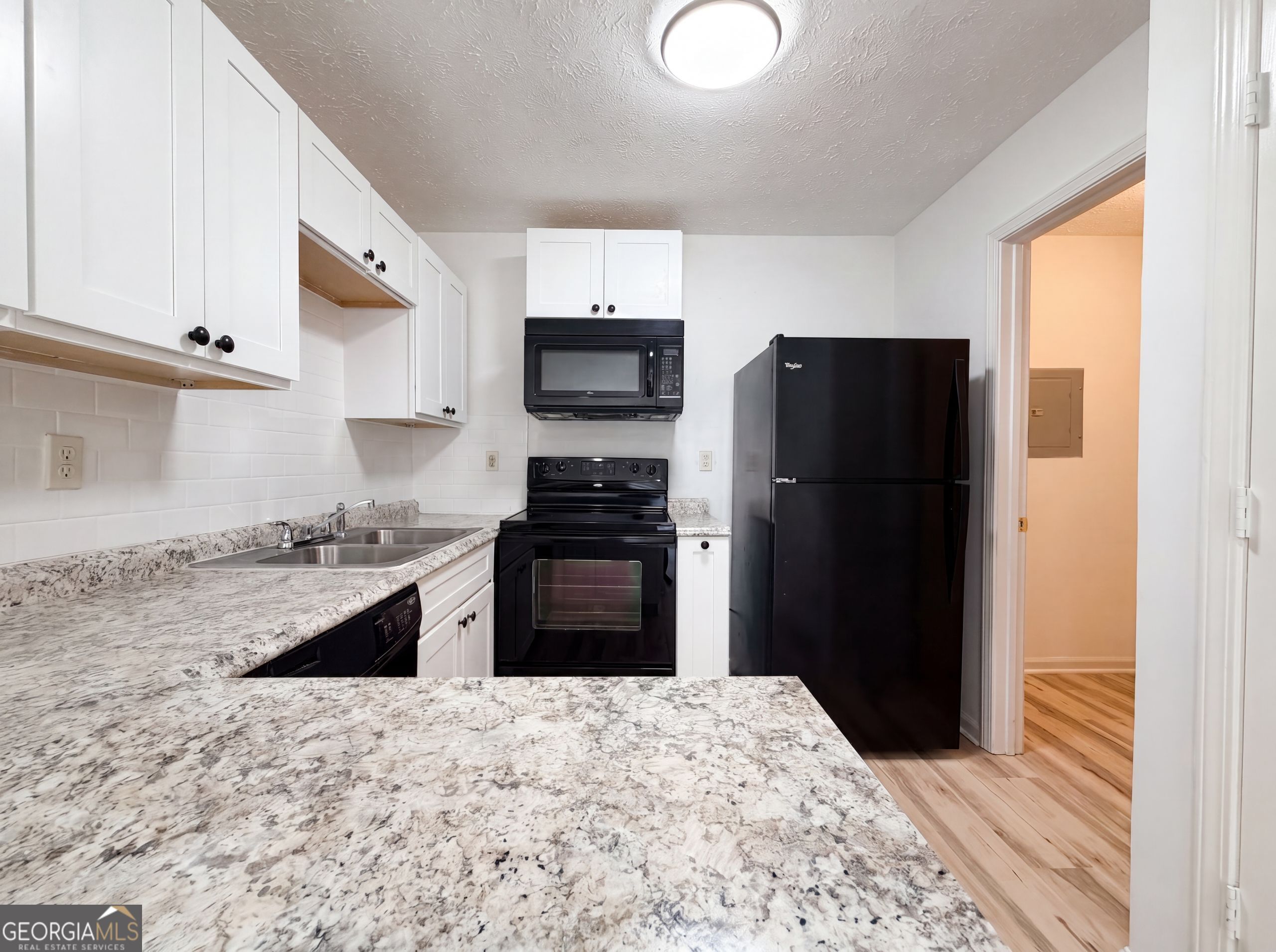 131 Bentley Place Property Photo 2