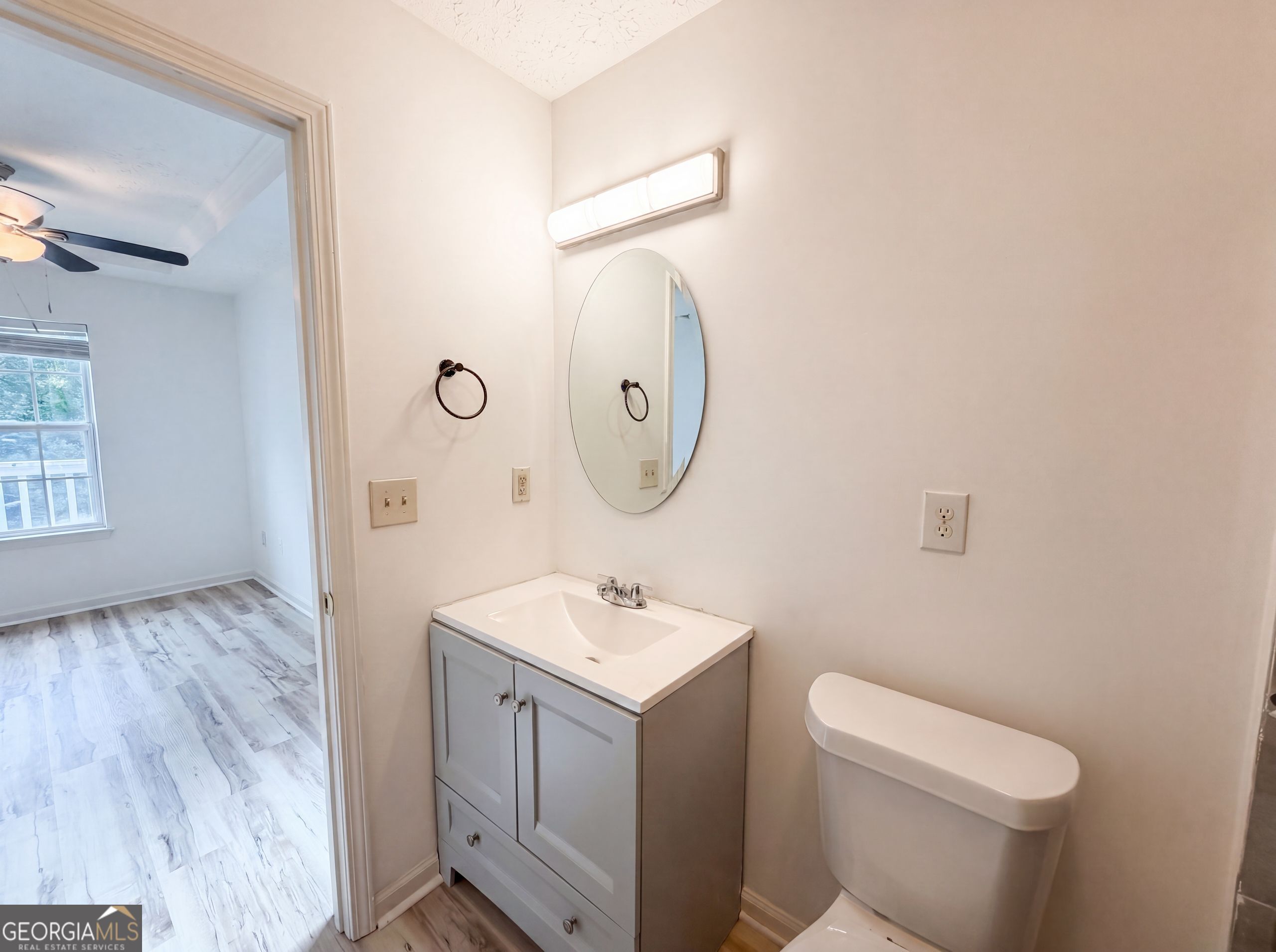 131 Bentley Place Property Photo 8