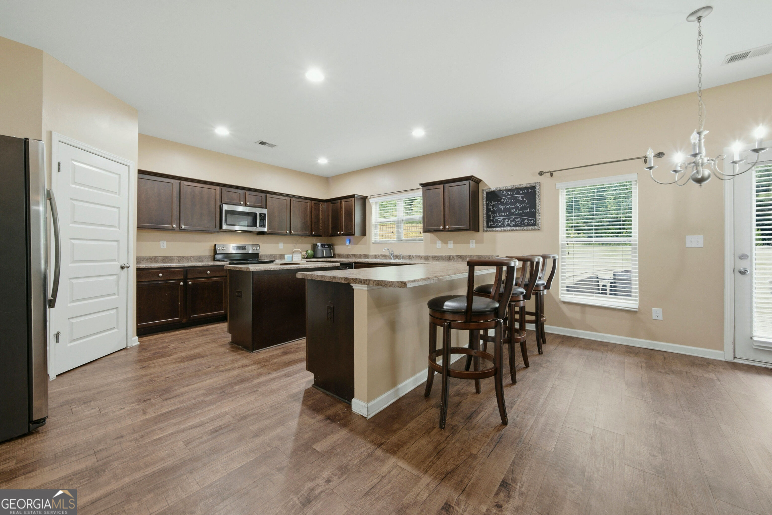 8419 Hillspire Drive Property Photo 8