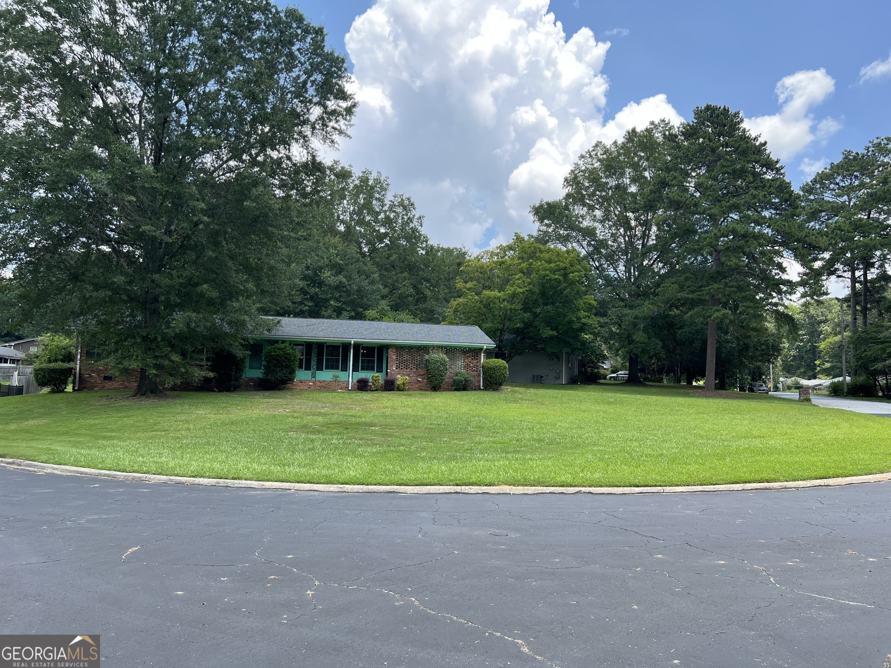 2935 Heather Drive Property Photo 1