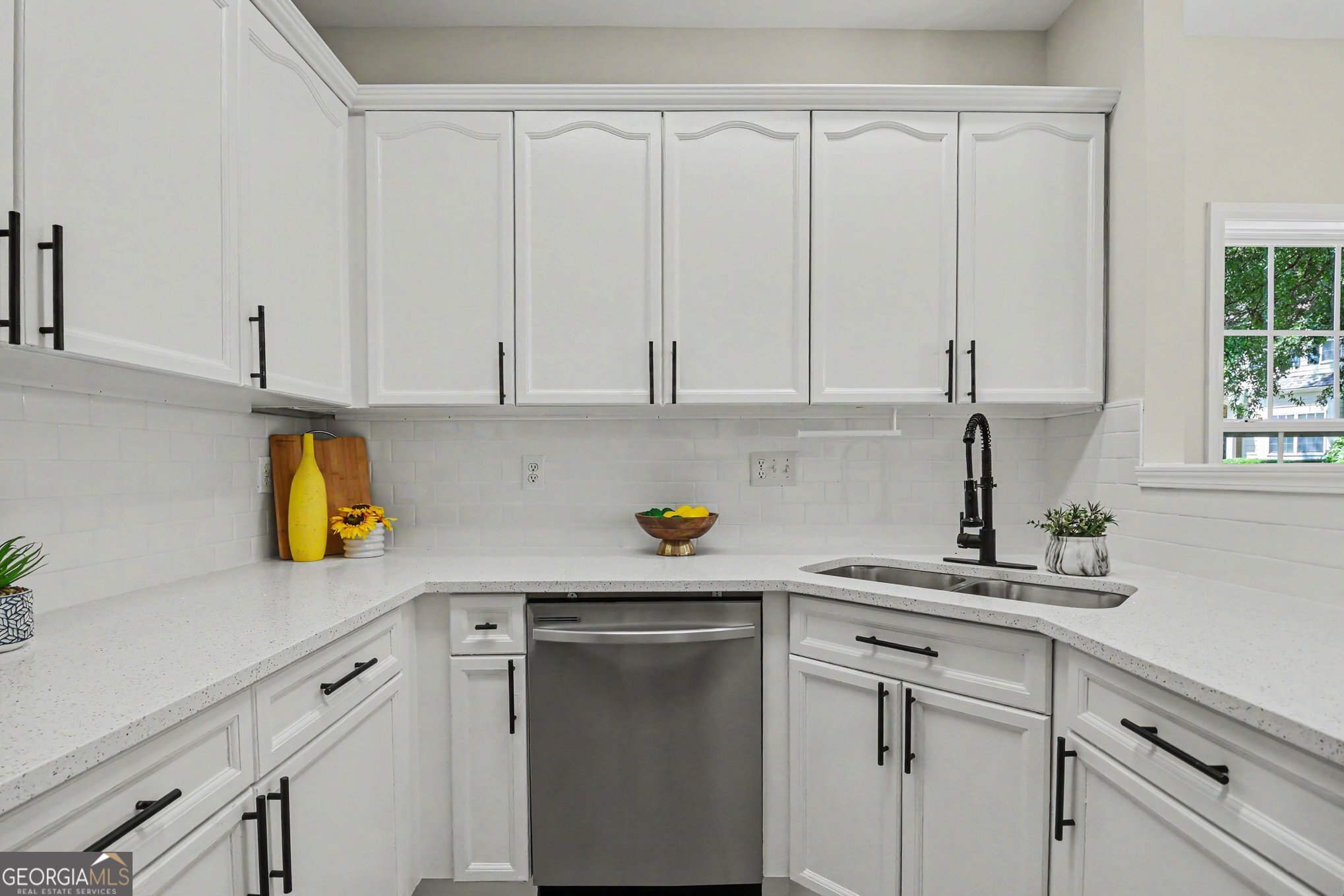 2632 Cedar Drive Property Photo 8
