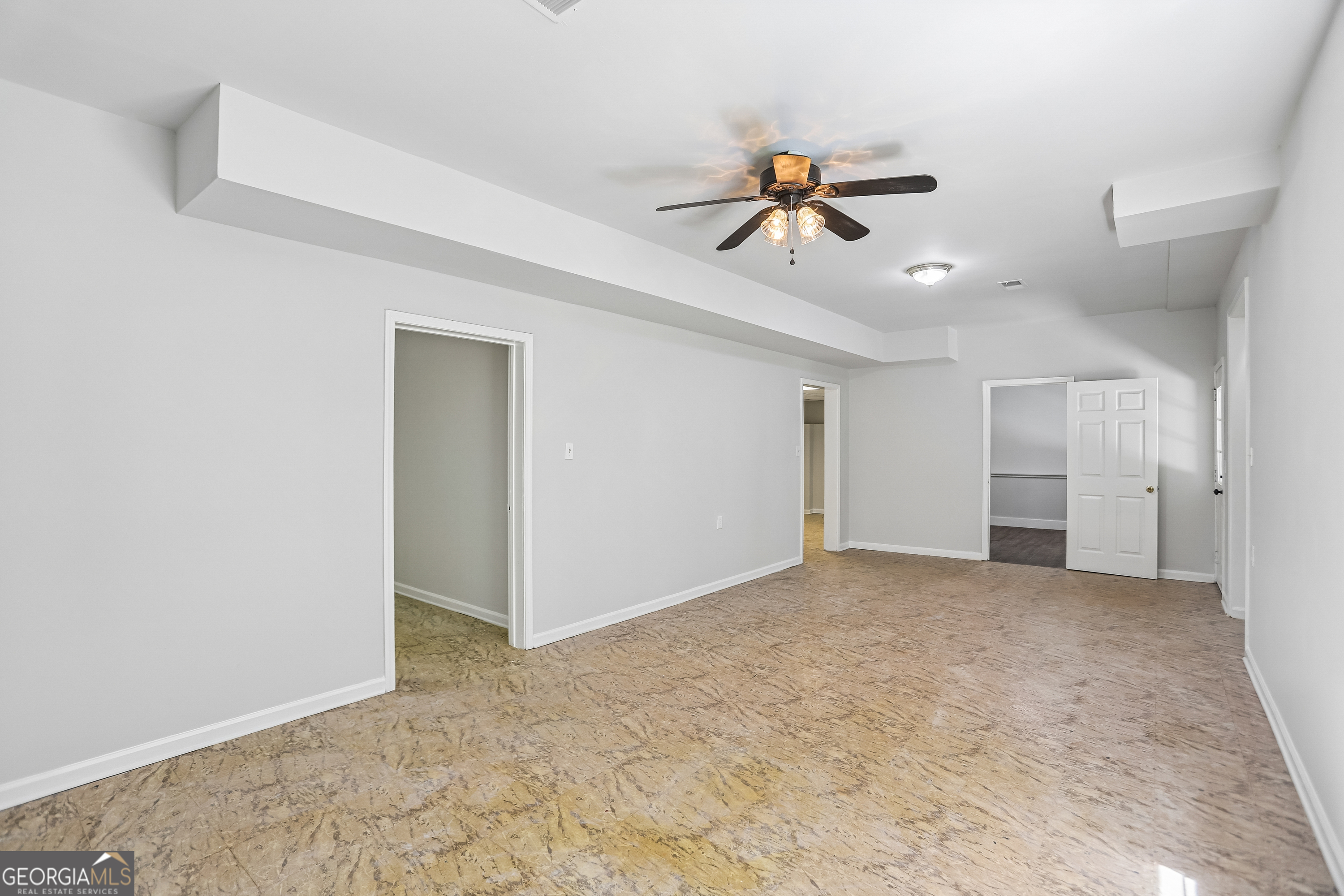 199 Pine Crescent Property Photo 28