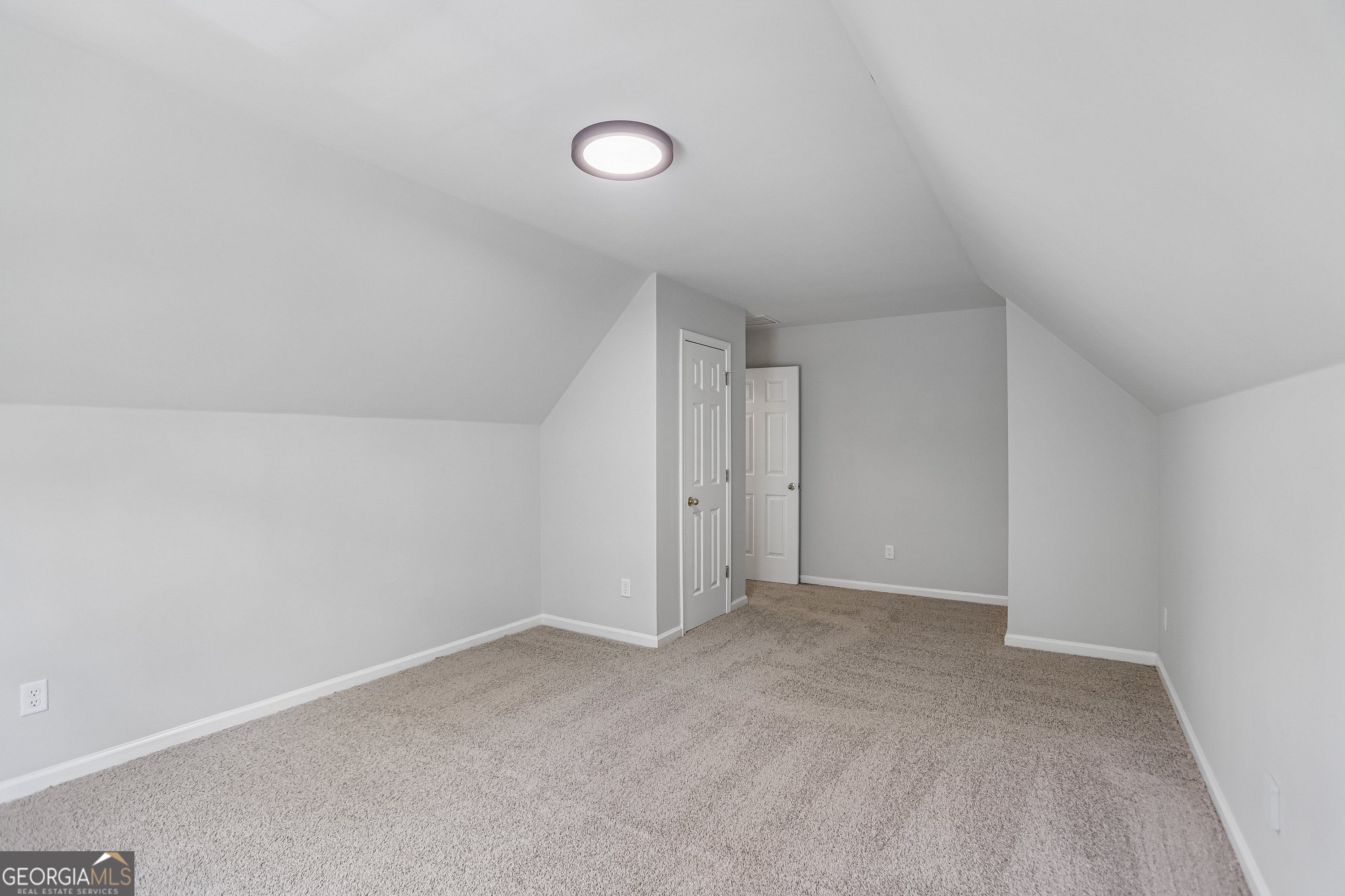 199 Pine Crescent Property Photo 34