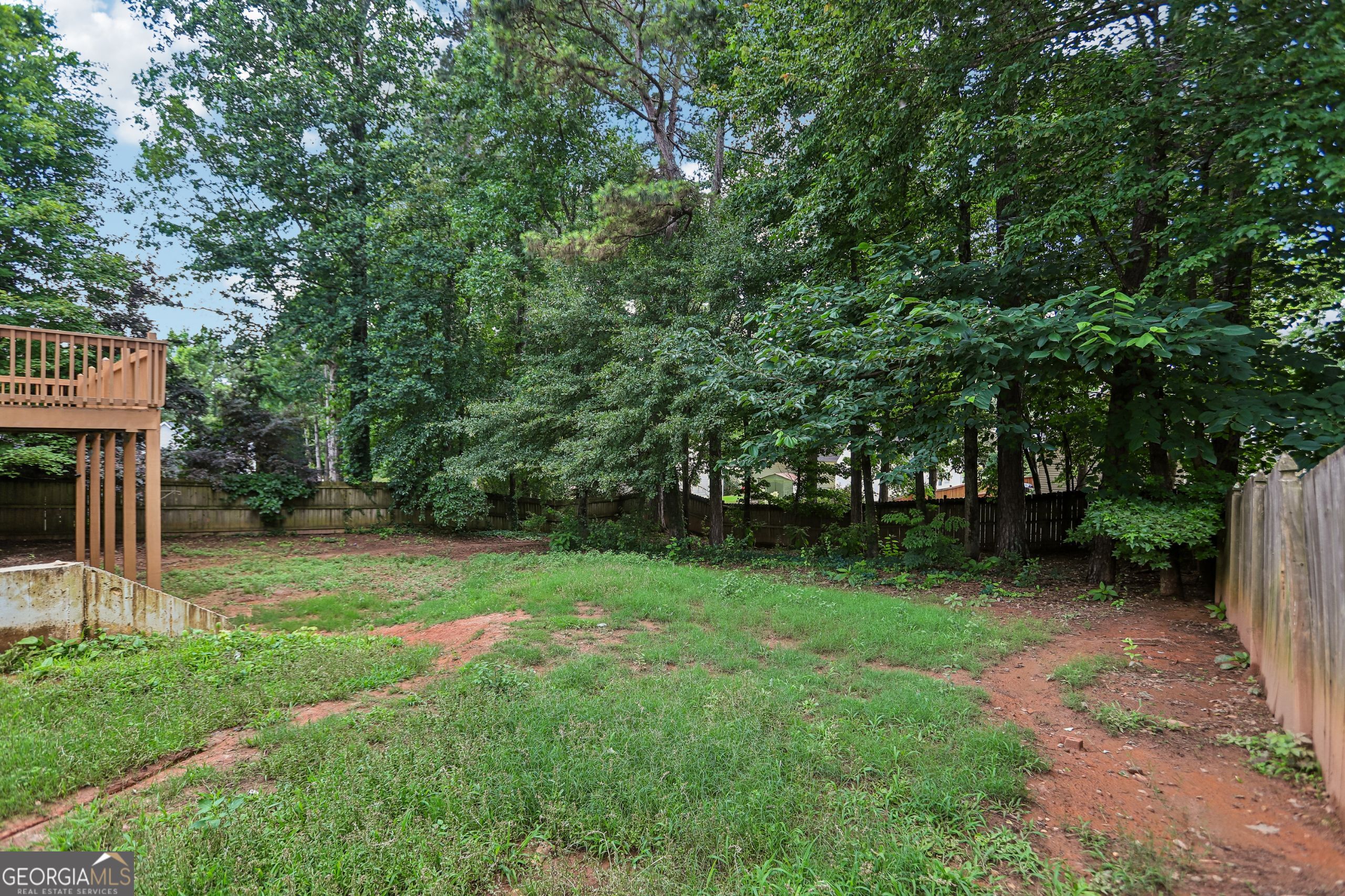 199 Pine Crescent Property Photo 44