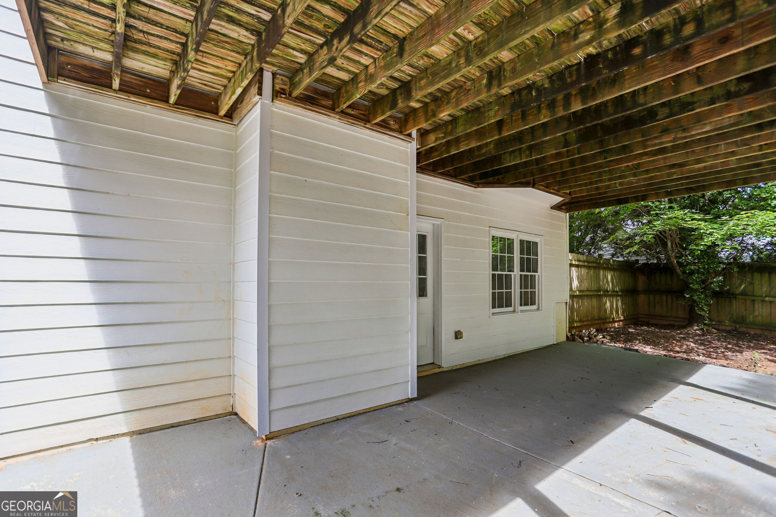 199 Pine Crescent Property Photo 45