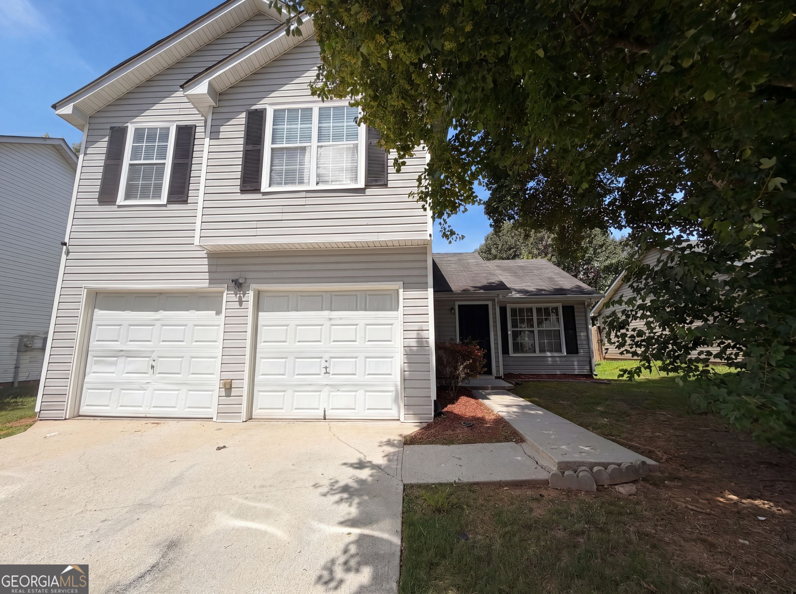 3045 Stonebridge Creek Drive Property Photo 1