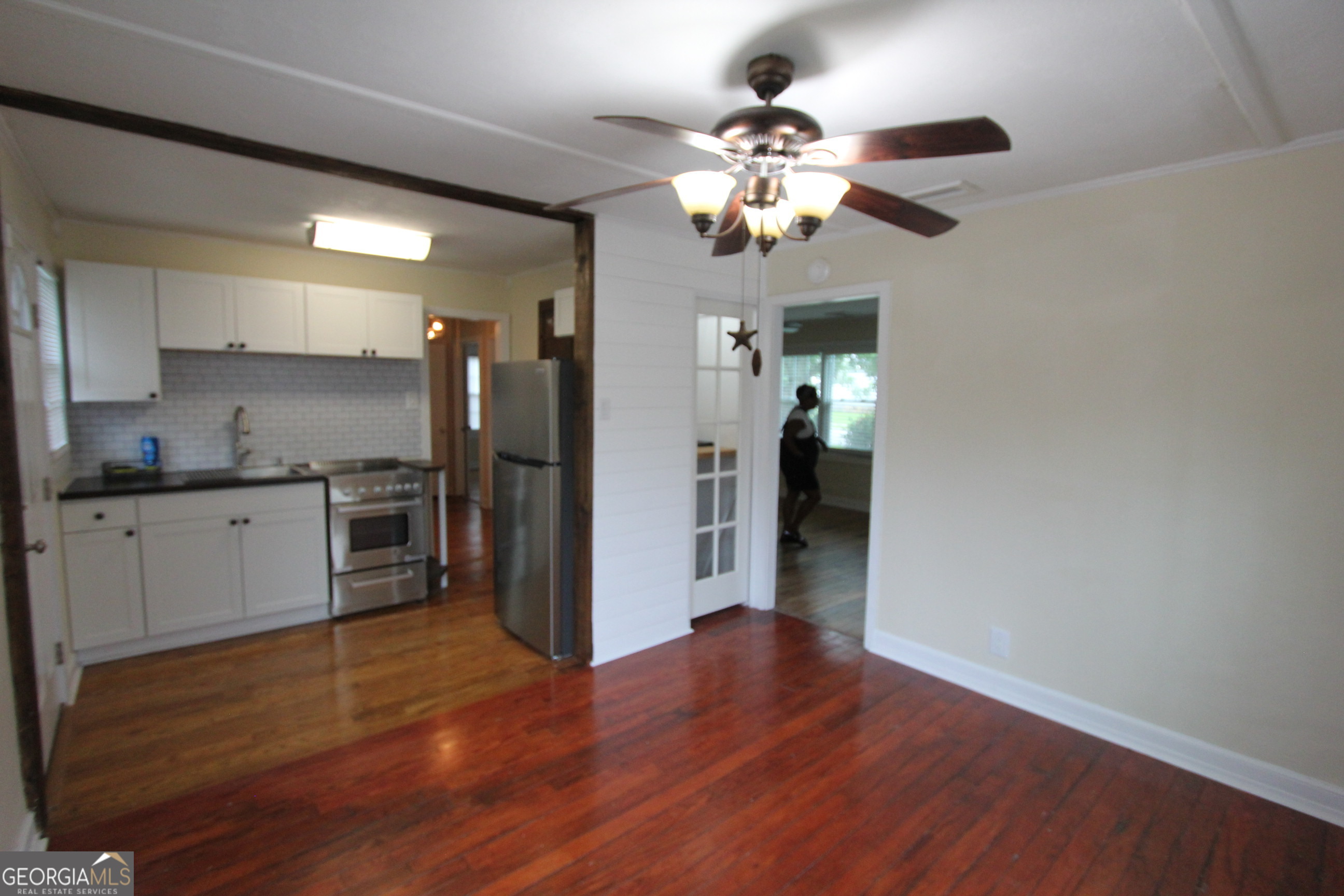 800 Mcarthur Boulevard Property Photo 5