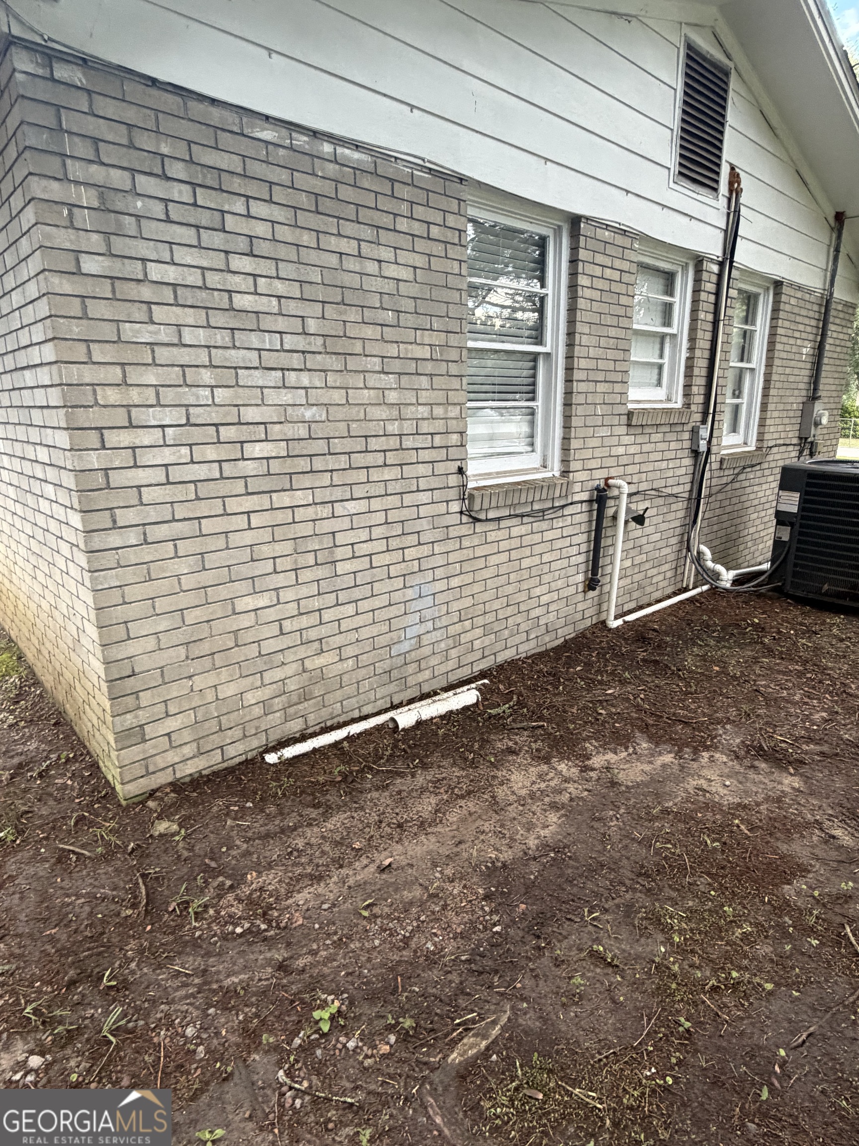 5859 8th Avenue Property Photo 4