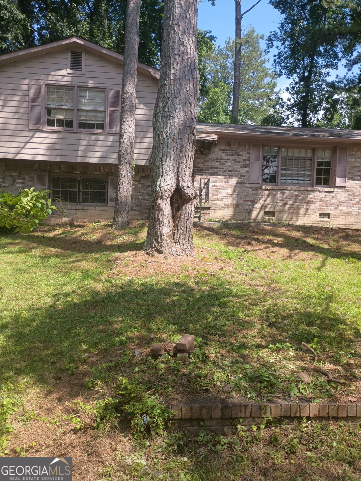 2930 Carriage Lane Property Photo 1