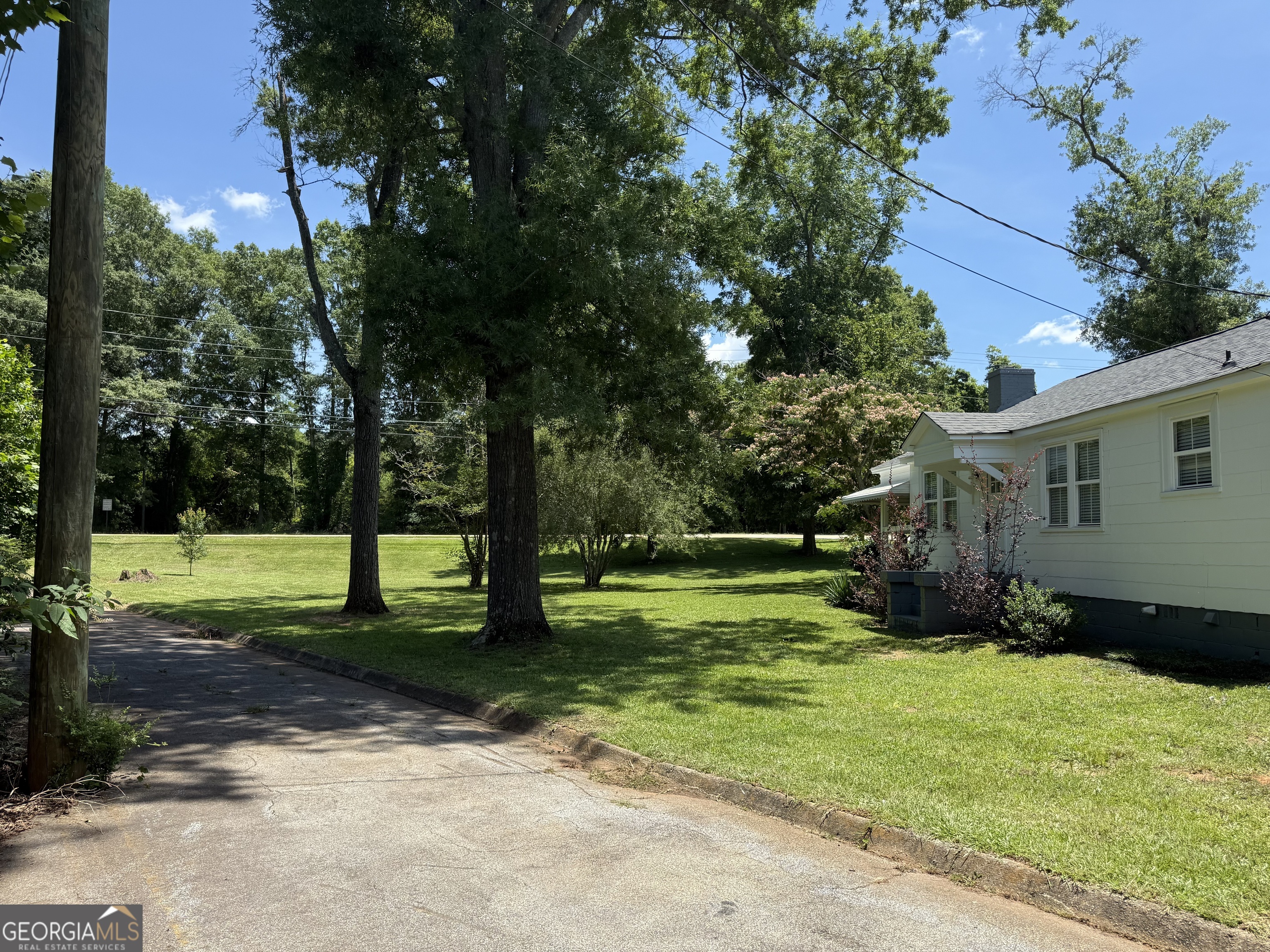 1511 W Poplar Street Property Photo 21