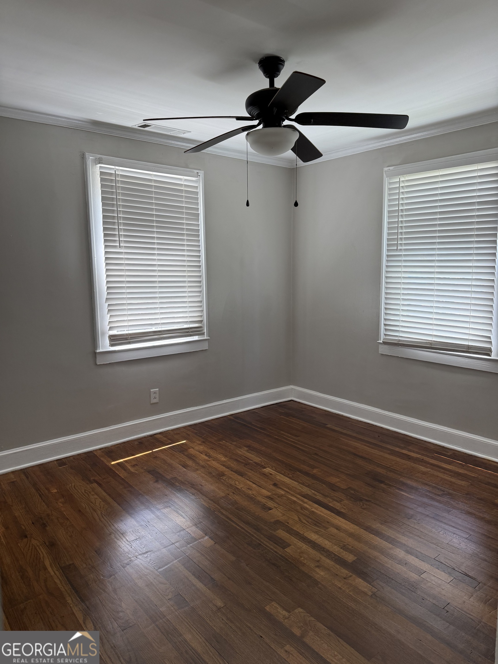 1511 W Poplar Street Property Photo 35