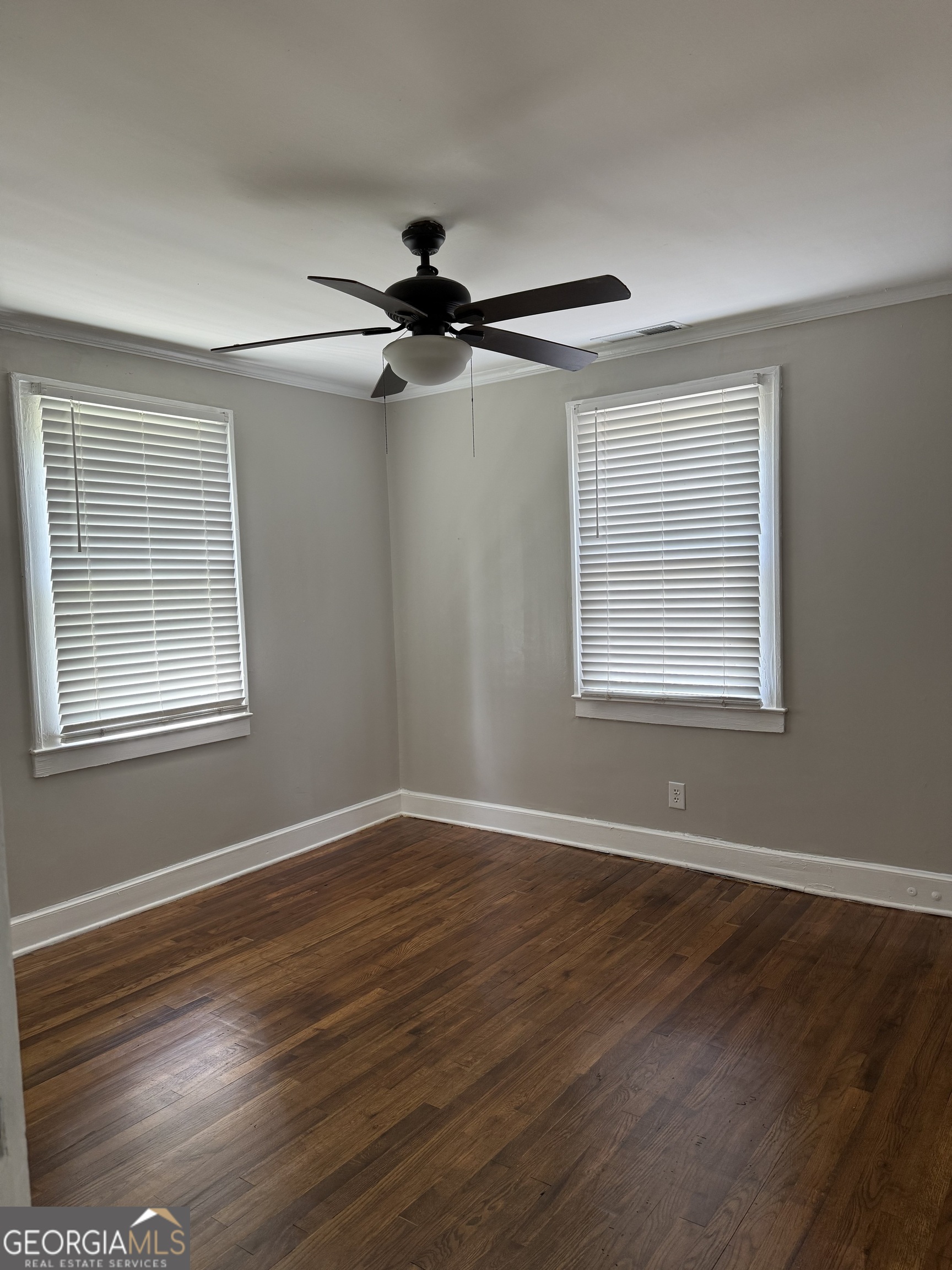 1511 W Poplar Street Property Photo 37