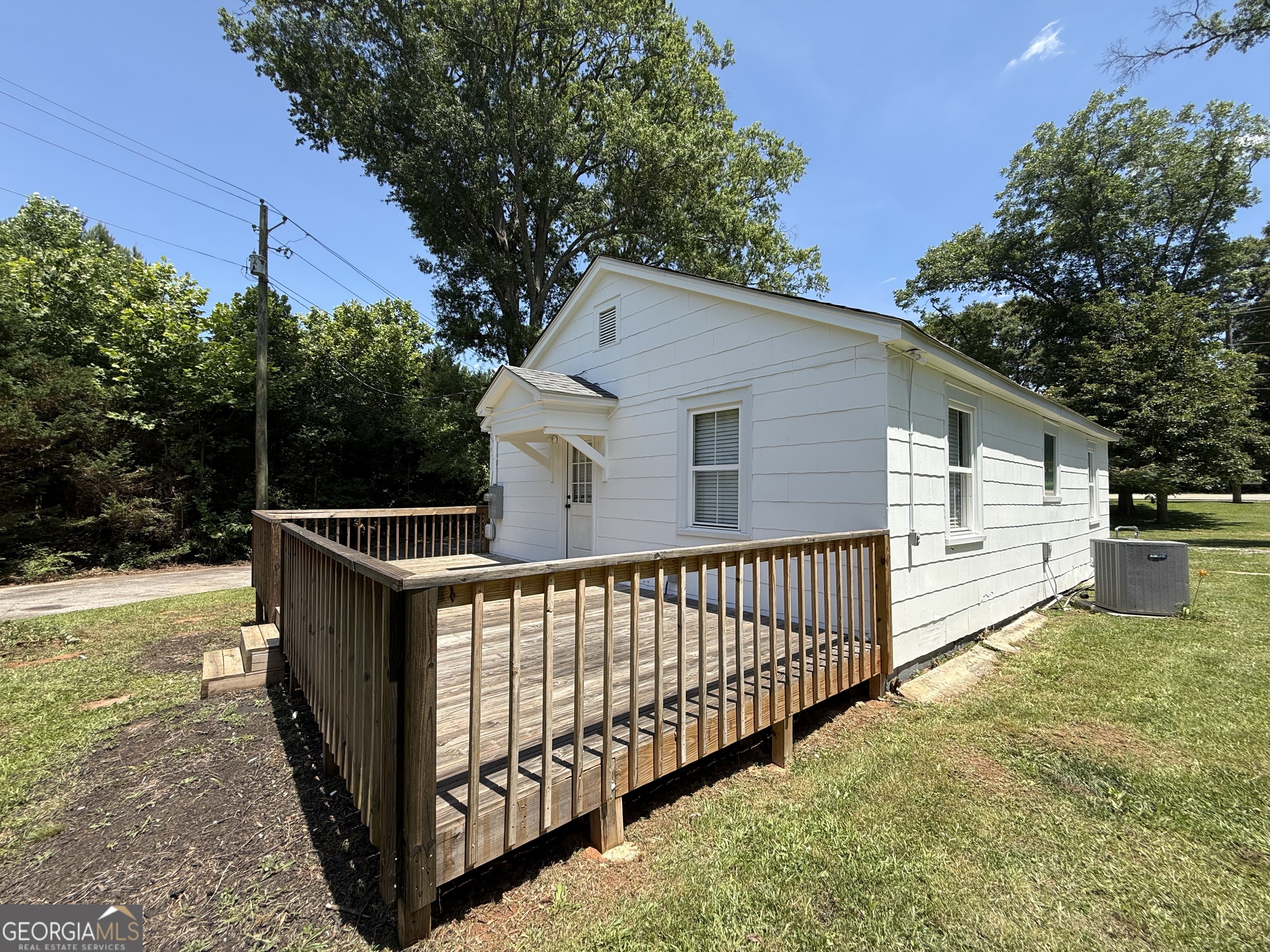 1511 W Poplar Street Property Photo 74